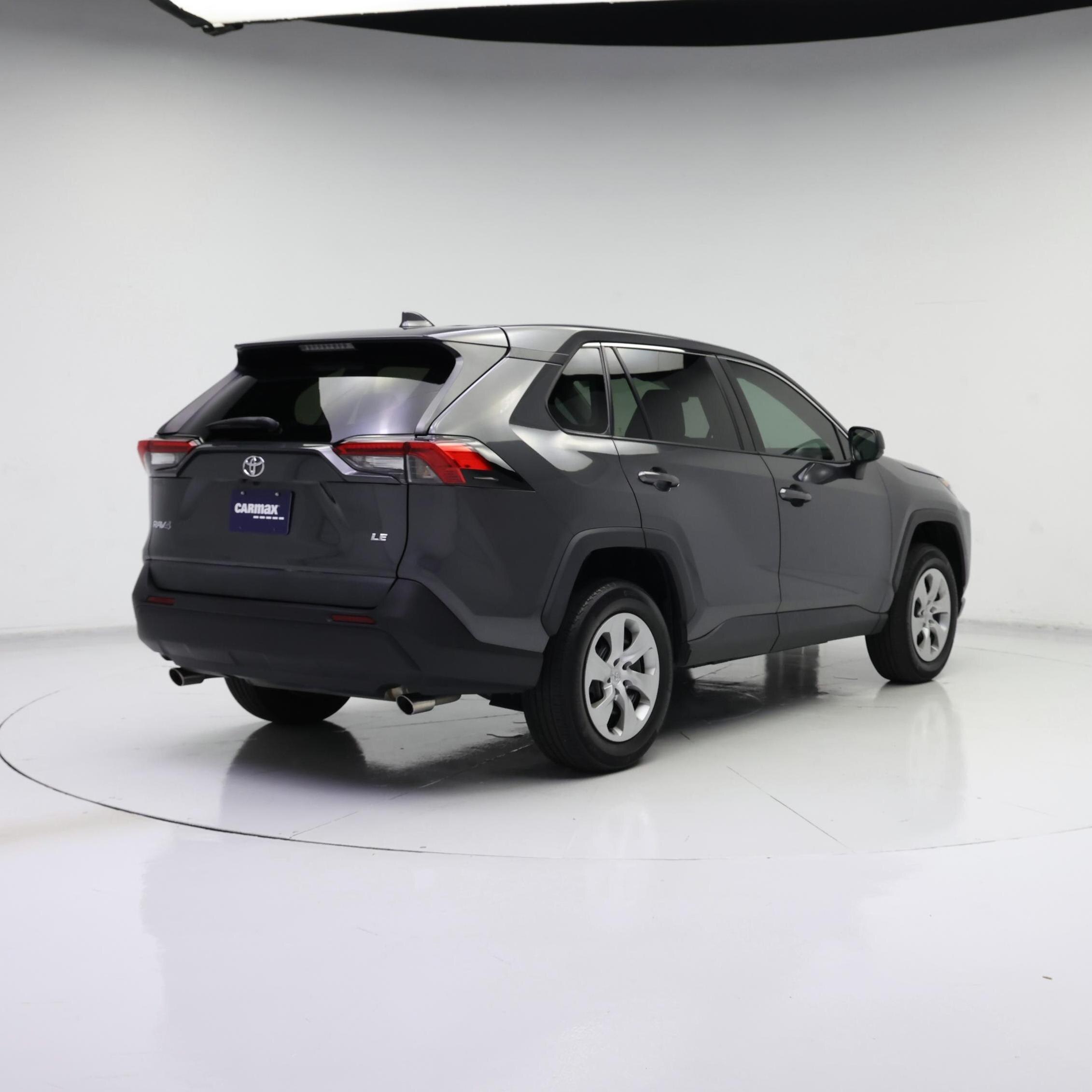 Thumbnail: 2022 Toyota RAV4 - 8