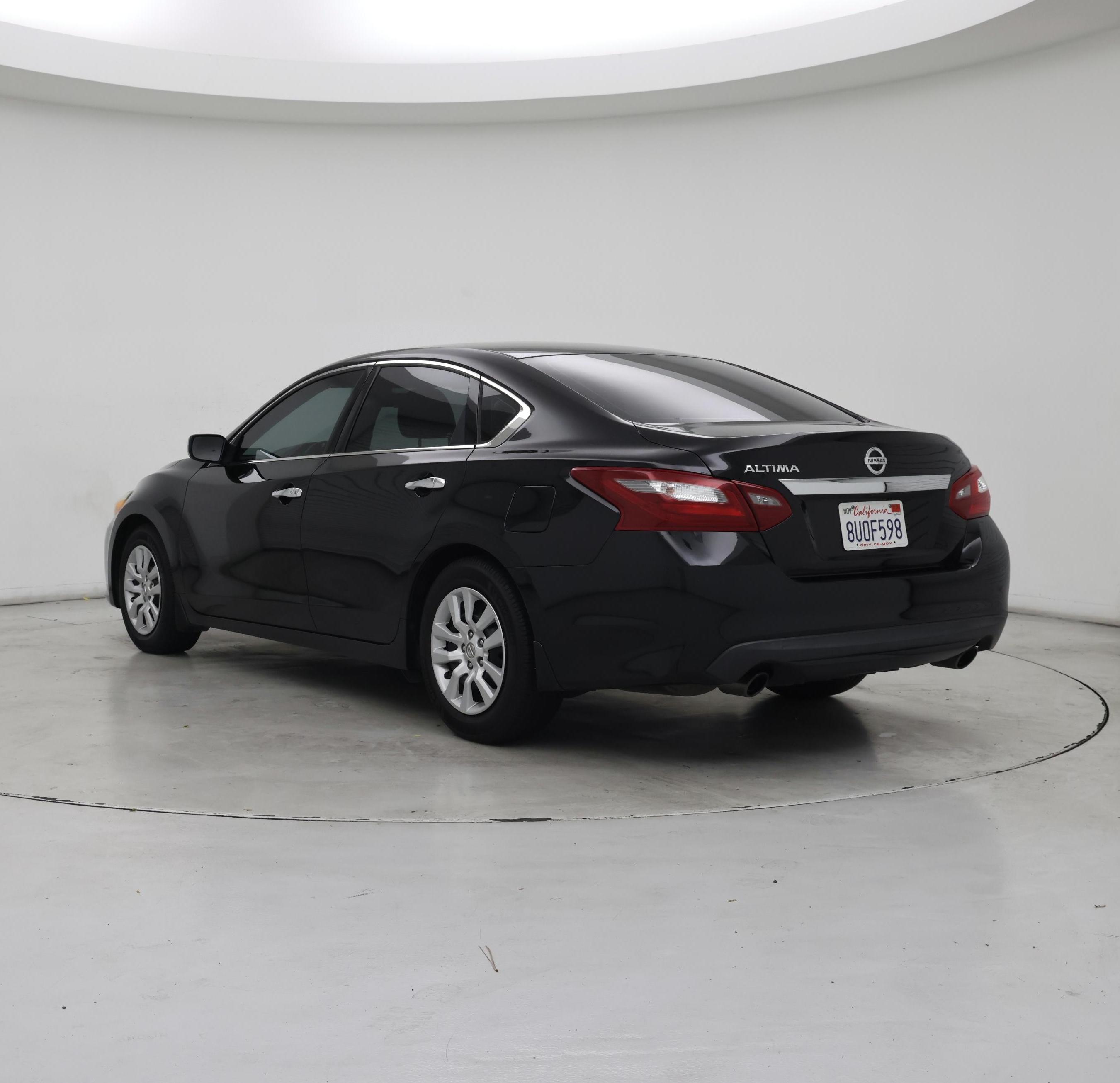 Thumbnail: 2018 Nissan Altima - 2