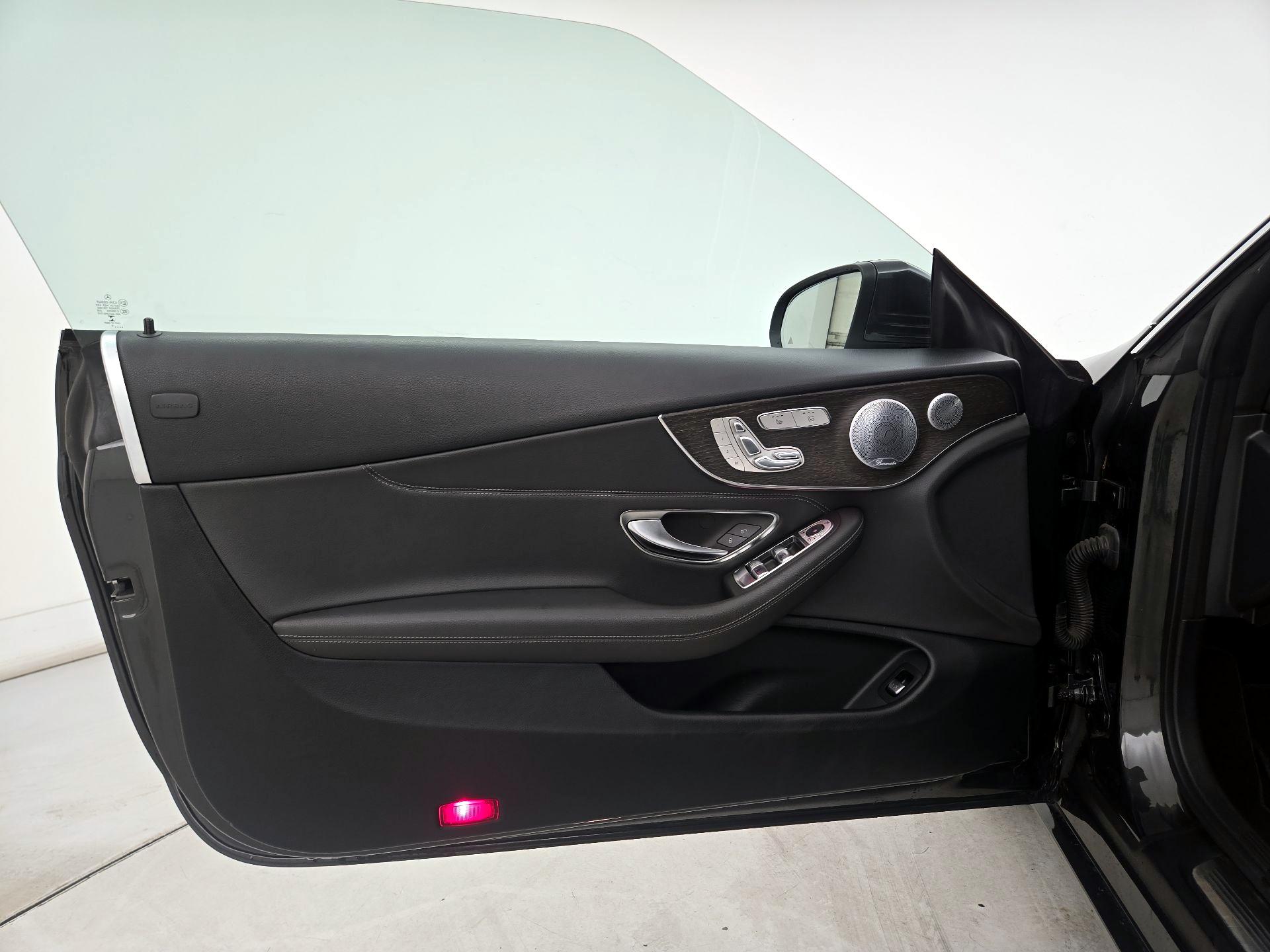 Thumbnail: 2020 Mercedes-Benz C-Class - 12
