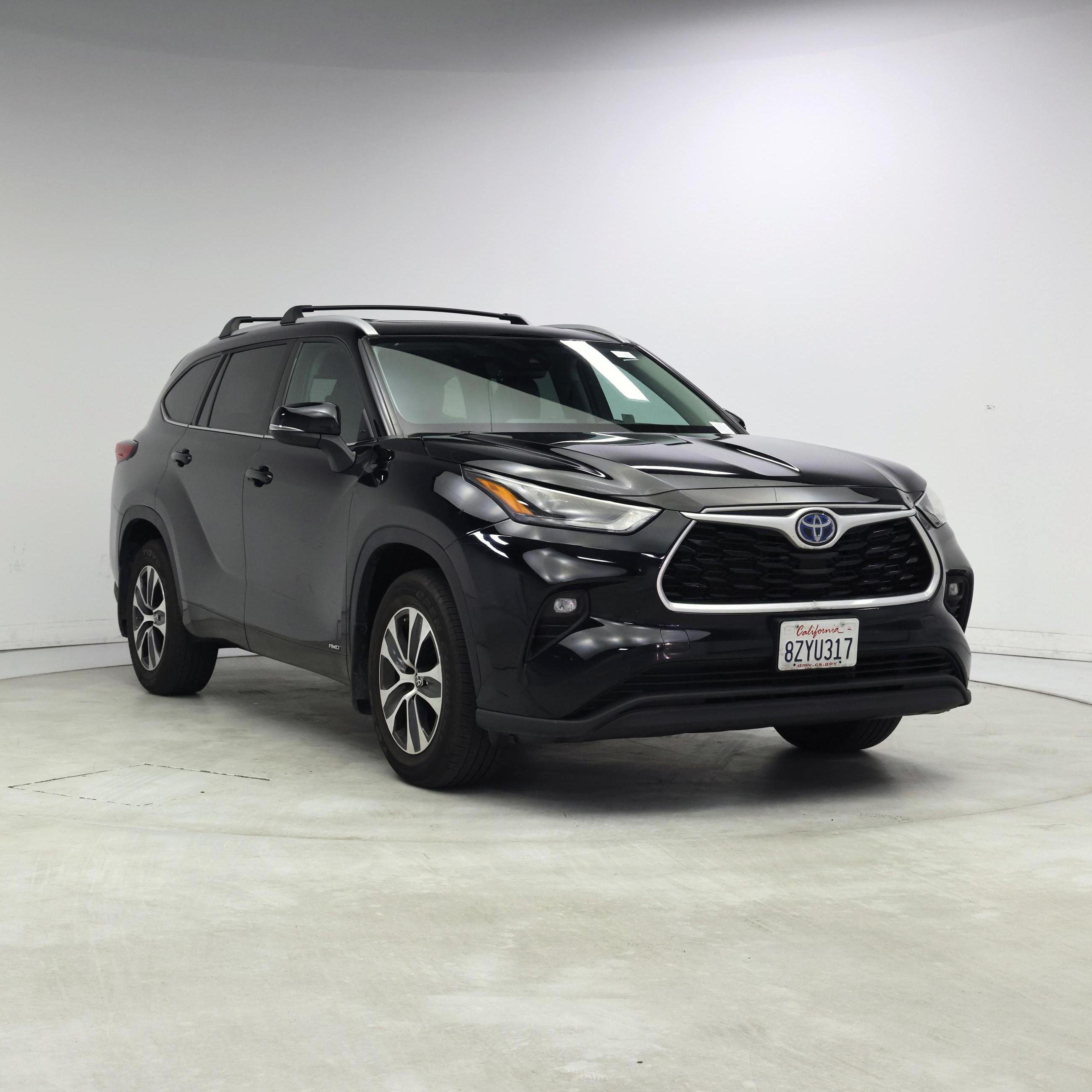 Black 2022 Toyota Highlander Hybrid XLE AWD SUV / Crossover All-Wheel Drive Automatic