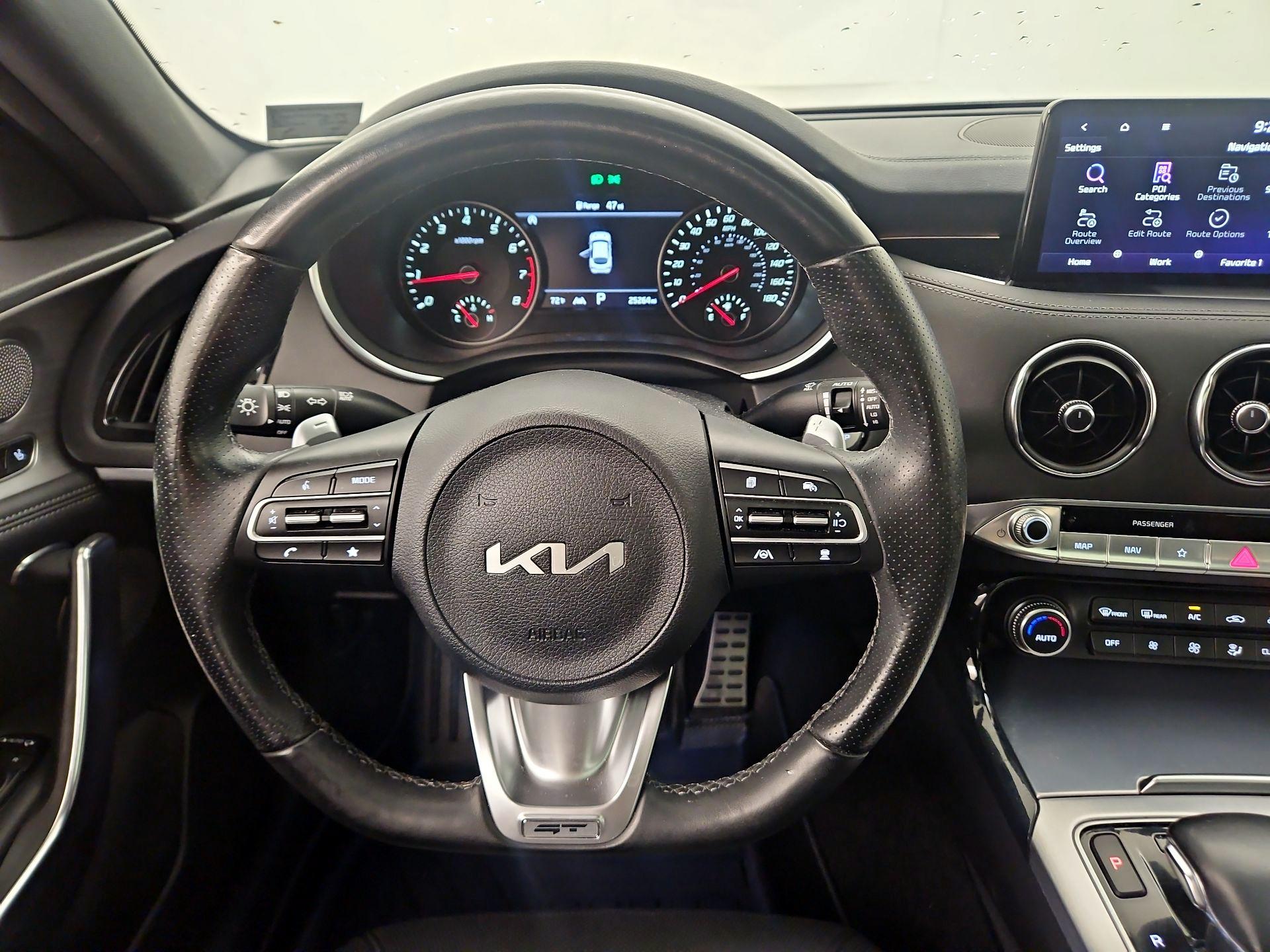 Thumbnail: 2023 Kia Stinger - 10