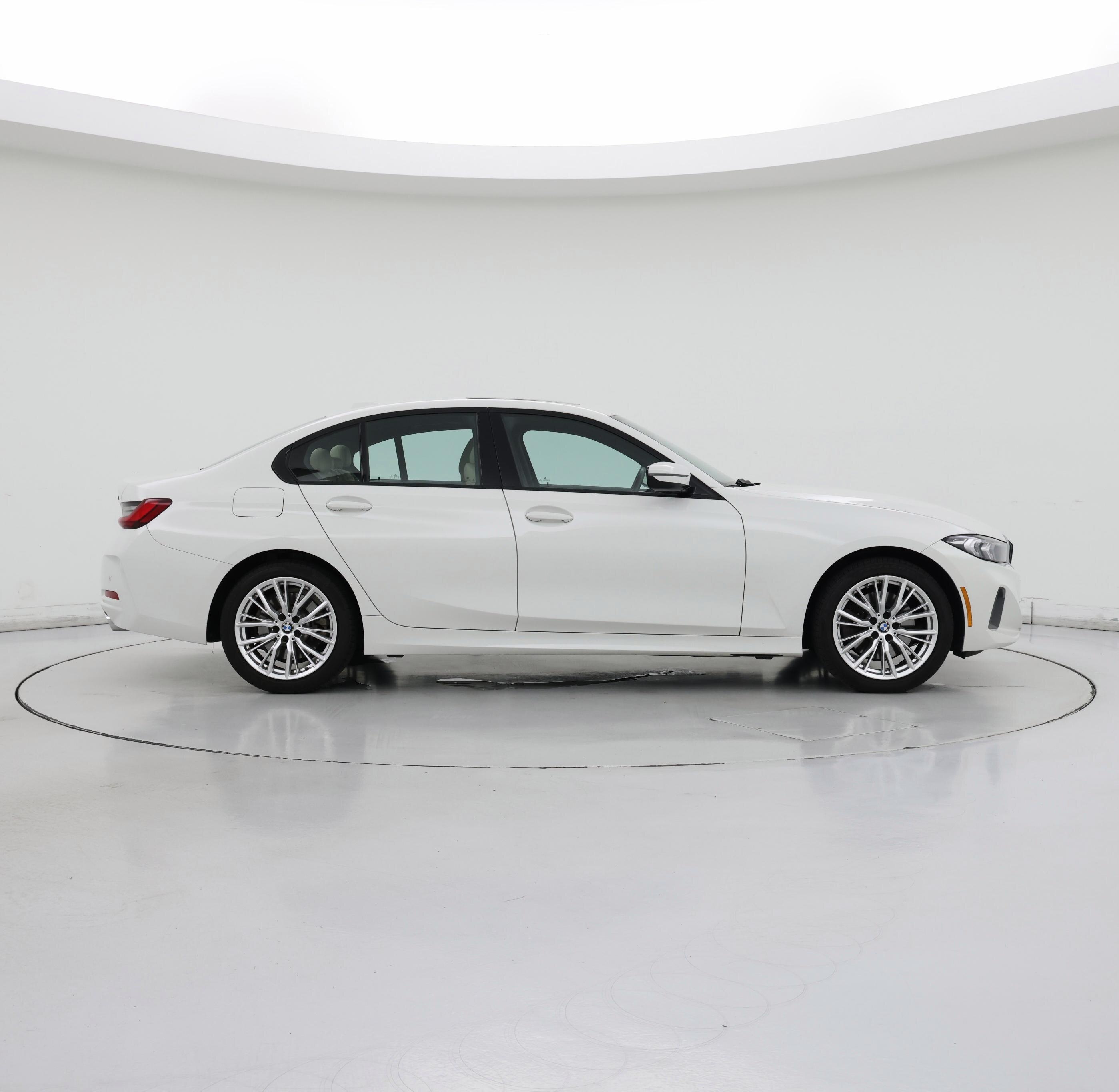Thumbnail: 2023 BMW 3 Series - 7