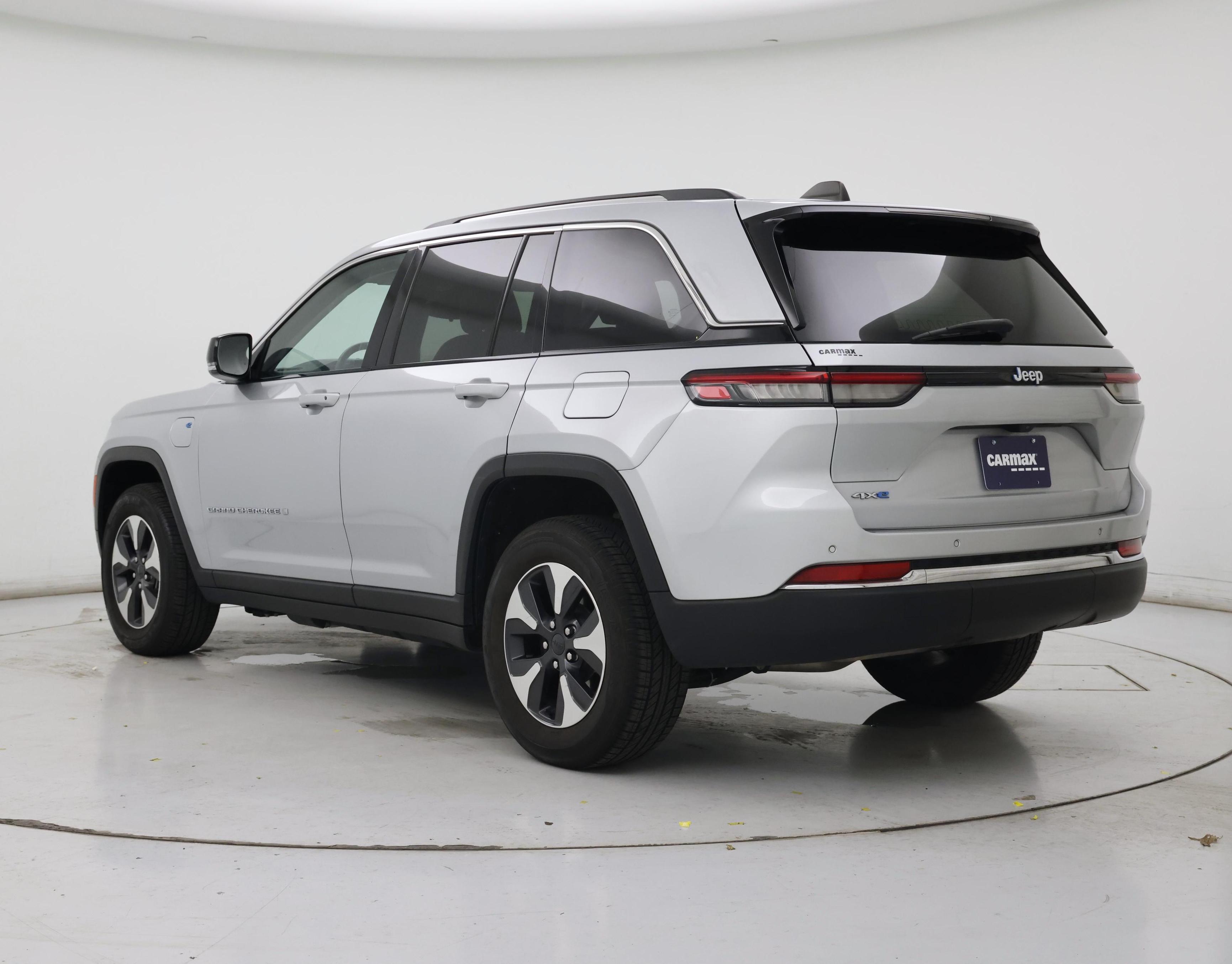 Thumbnail: 2023 Jeep Grand Cherokee - 2