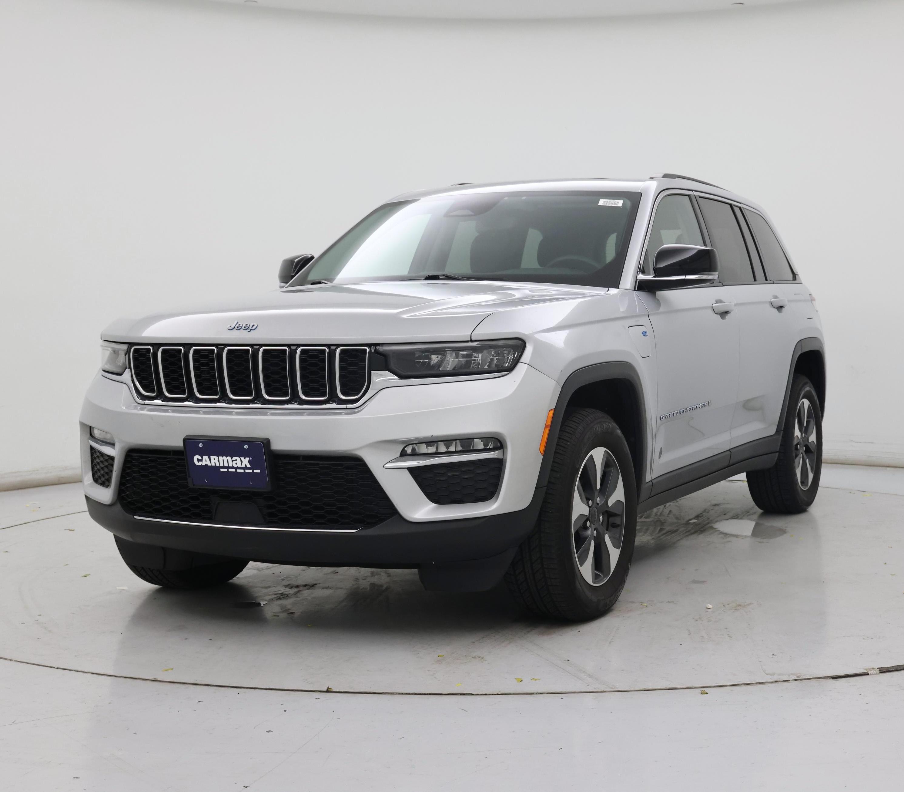 Thumbnail: 2023 Jeep Grand Cherokee - 4