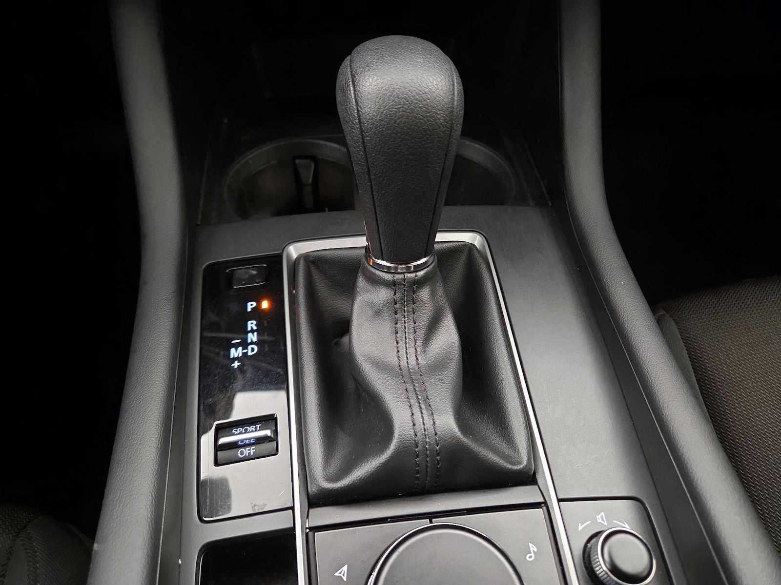 2022 Mazda Mazda3 S - Photo 18