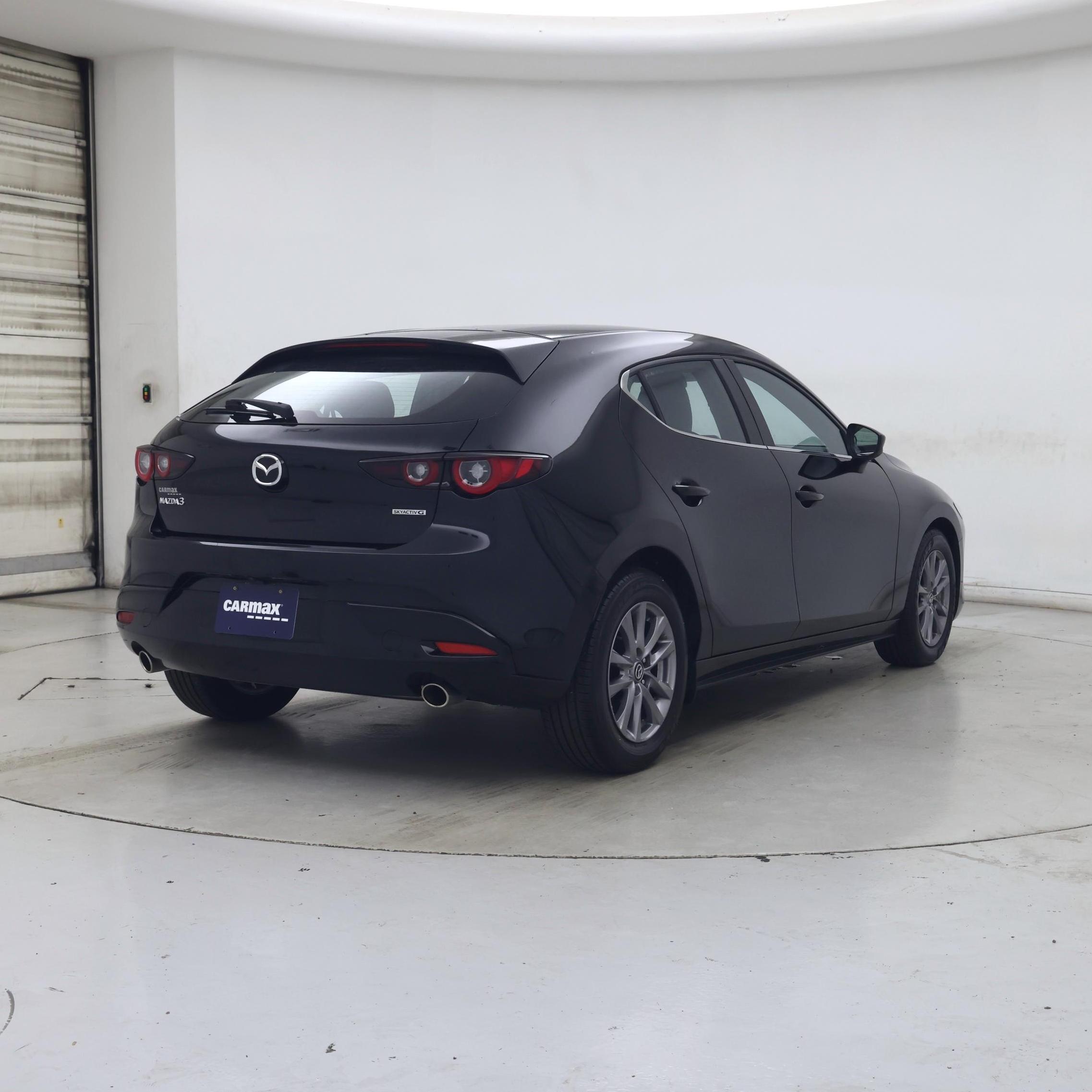 Thumbnail: 2022 Mazda Mazda3 - 8