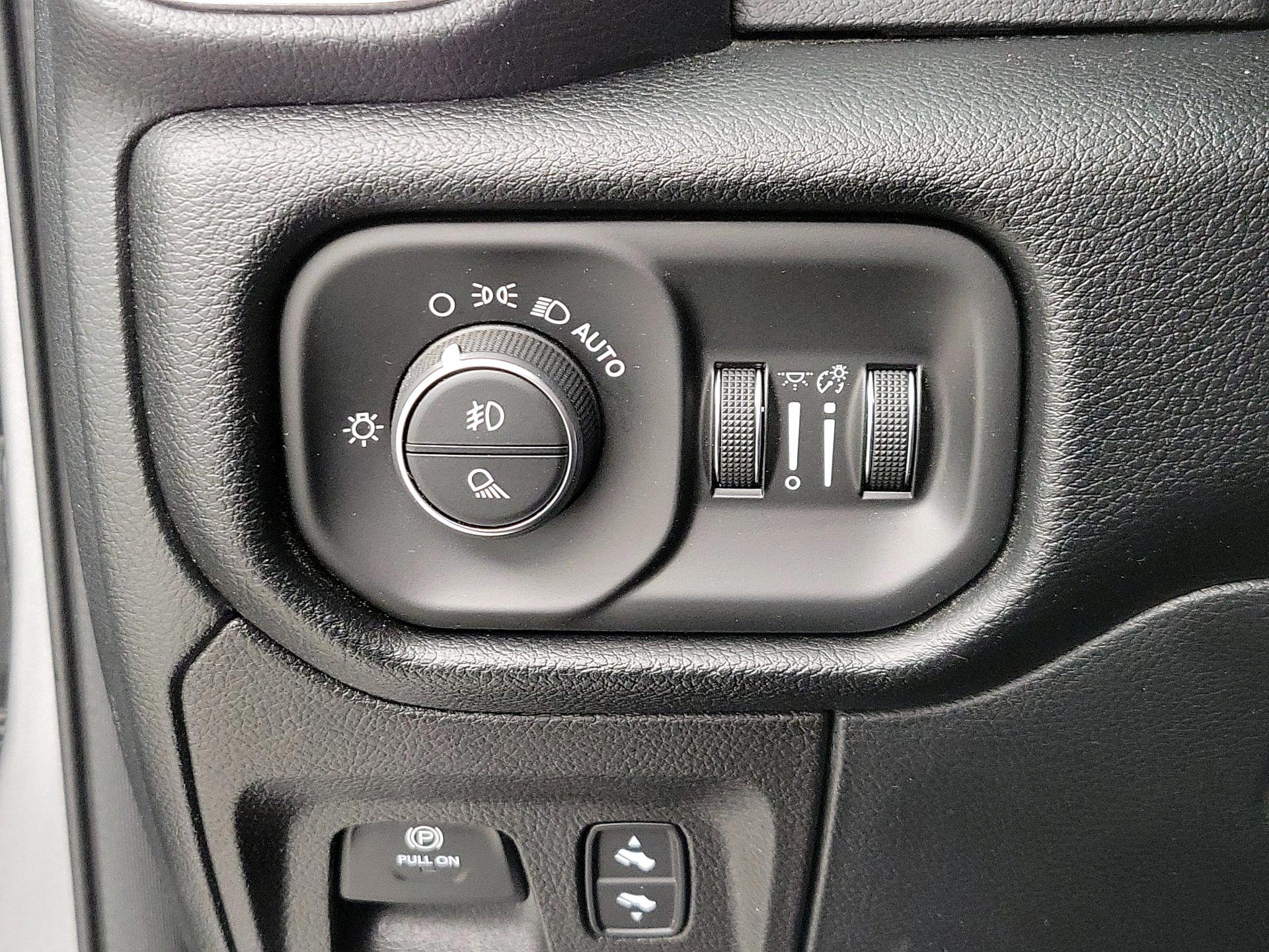 Thumbnail: 2022 RAM 1500 - 13