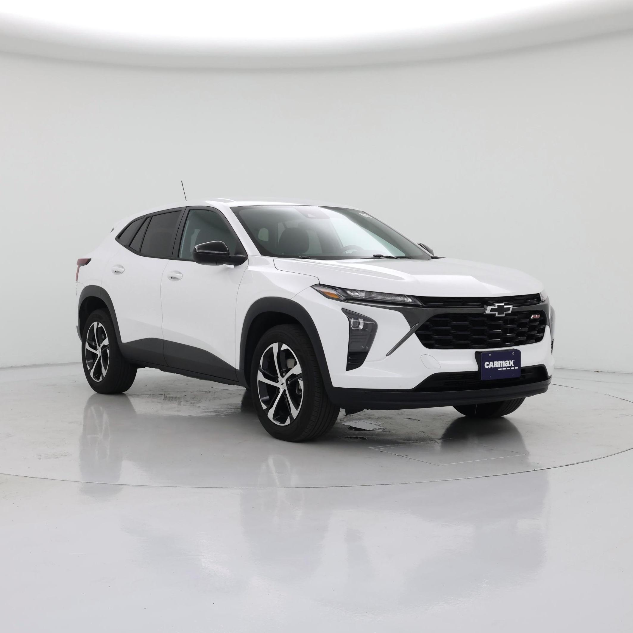 White 2024 Chevrolet Trax RS with 1RS FWD SUV / Crossover Front-Wheel Drive Automatic
