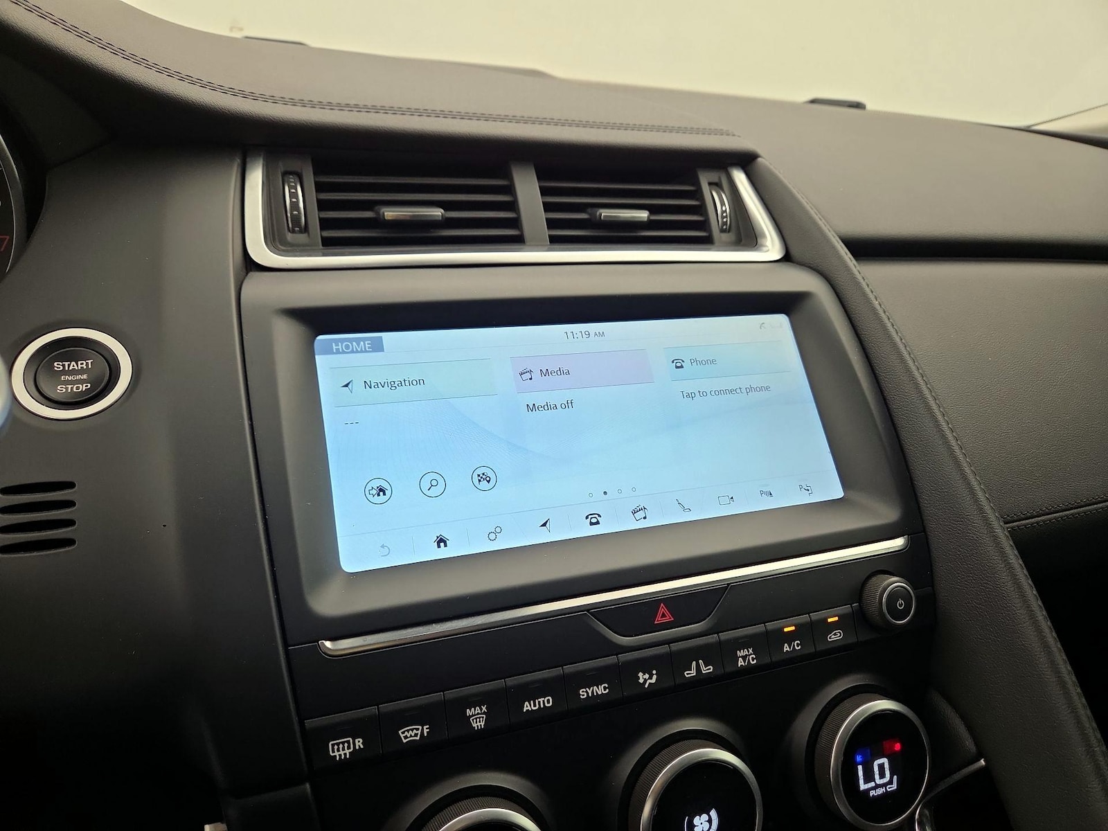 2018 Jaguar E-Pace S - Photo 17