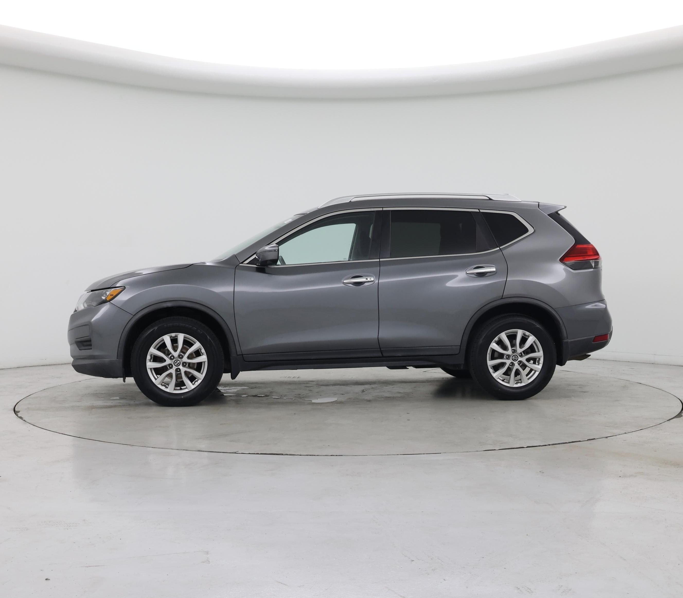 Thumbnail: 2017 Nissan Rogue - 3