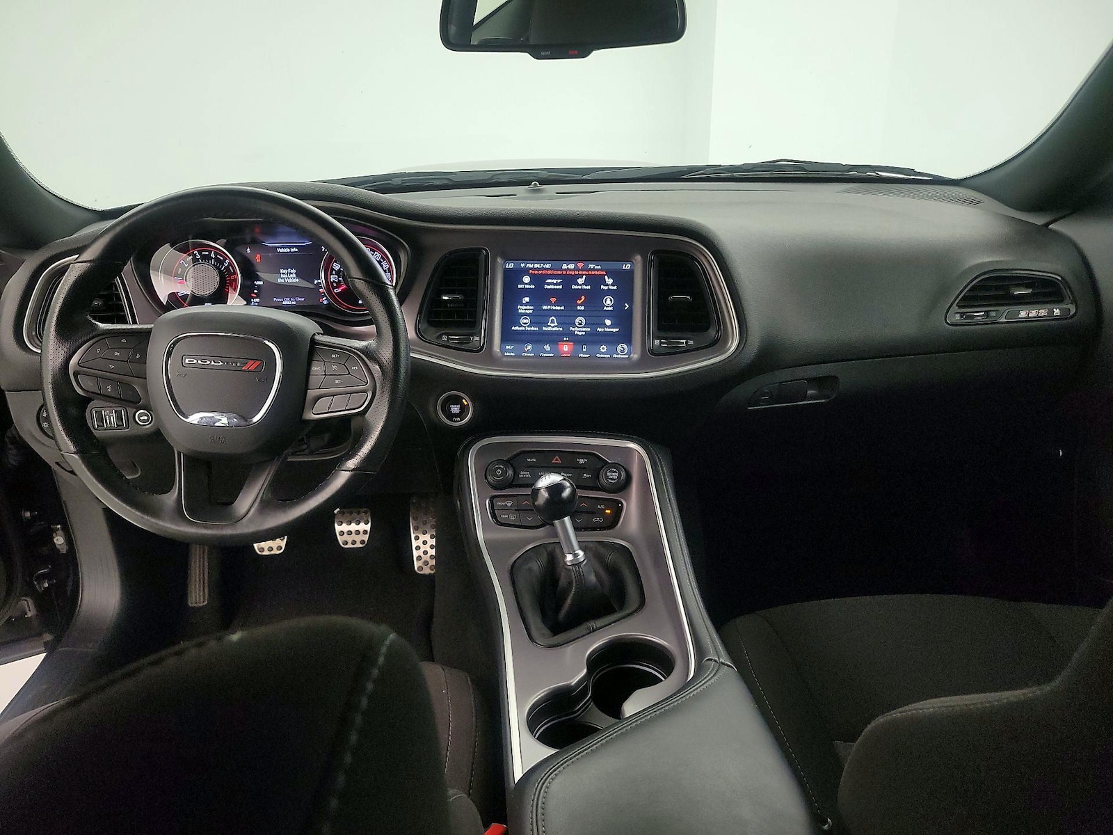 2022 Dodge Challenger R/T - Photo 10