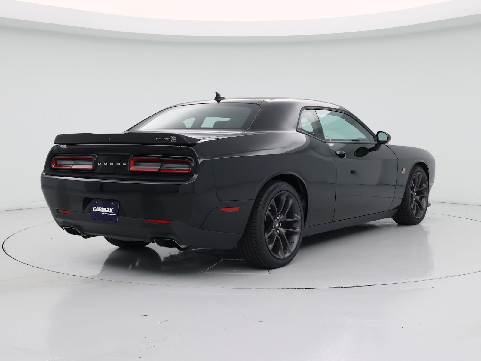 2022 Dodge Challenger R/T - Photo 9
