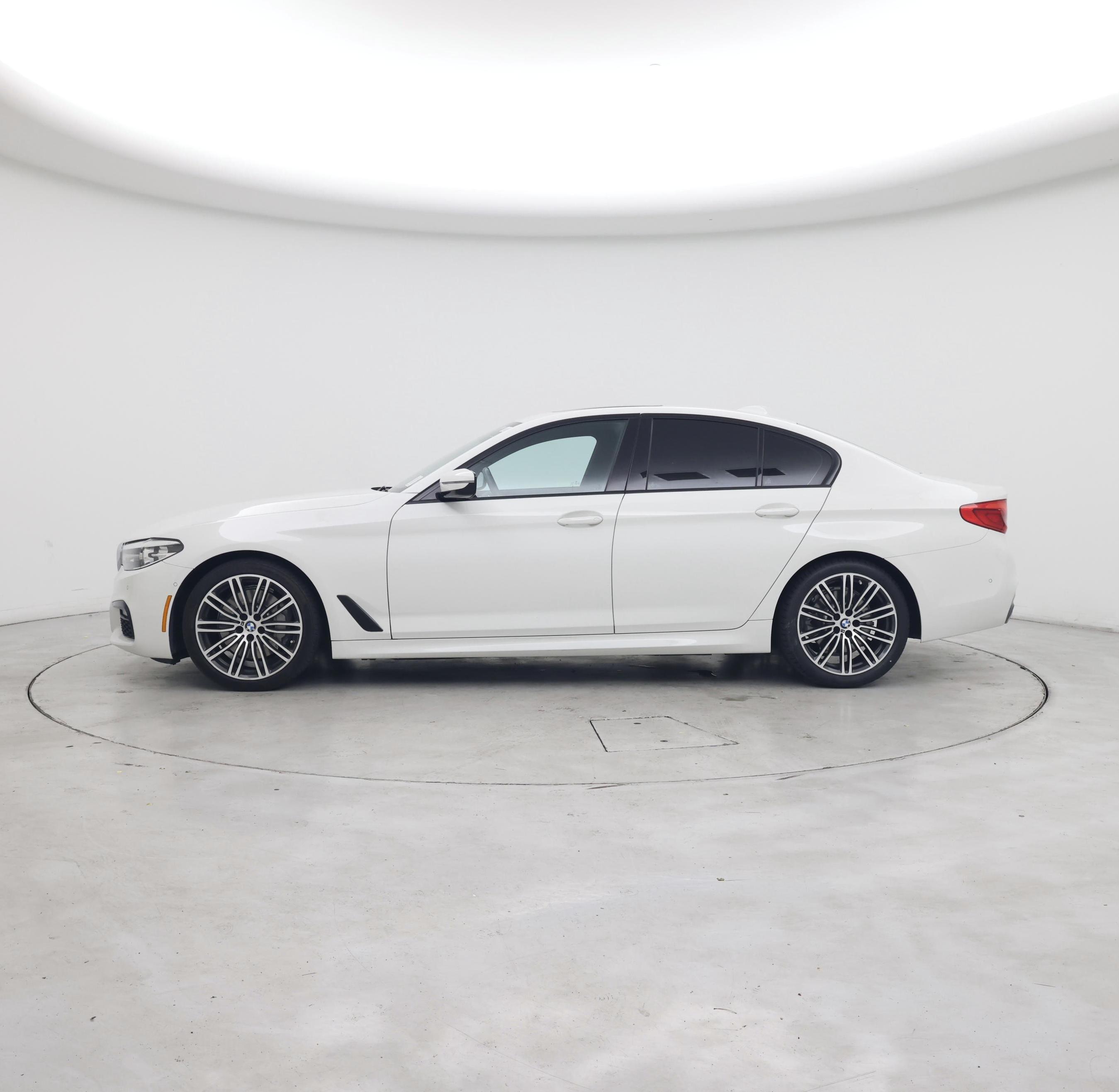 Thumbnail: 2019 BMW 5 Series - 3
