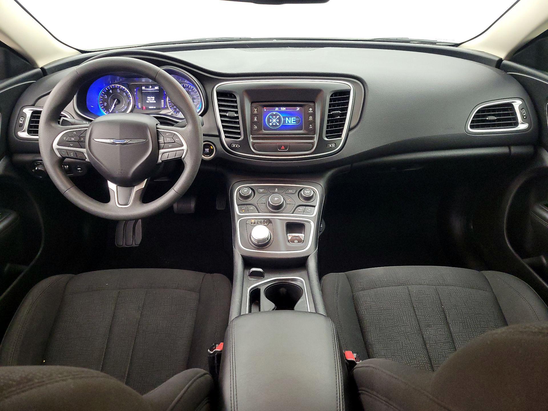 Thumbnail: 2016 Chrysler 200 - 9
