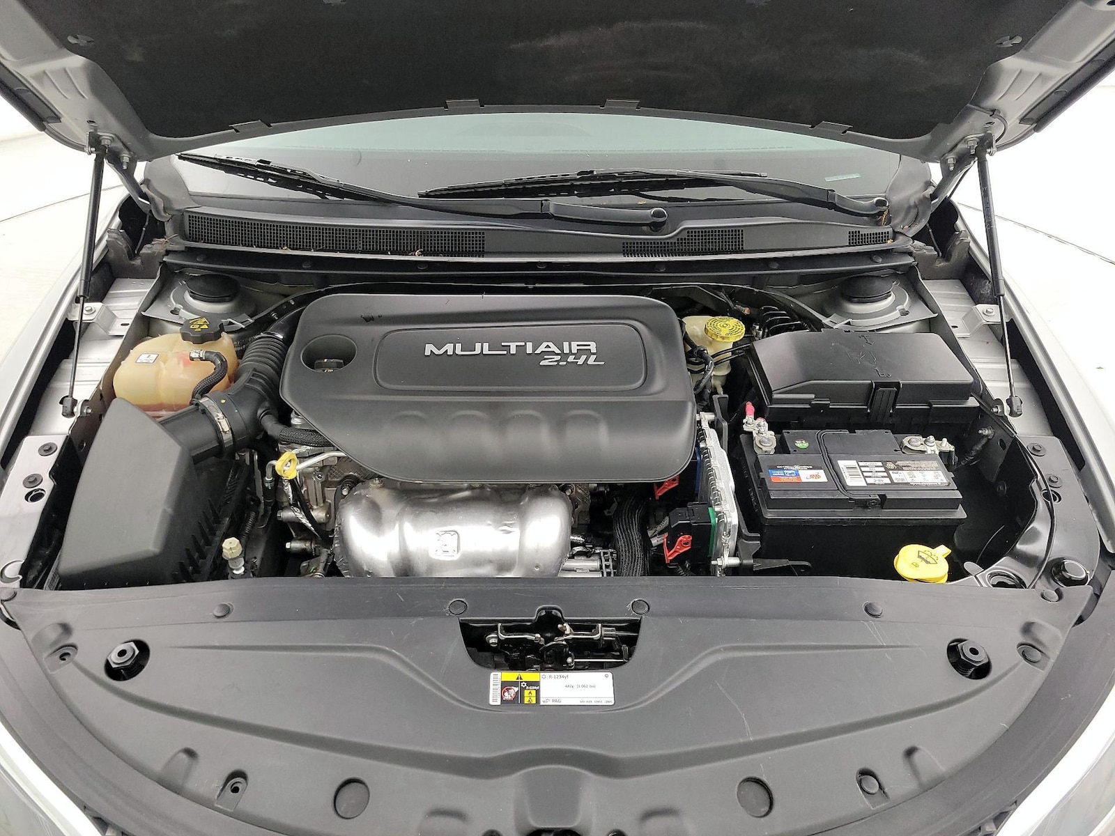 2016 Chrysler 200 Limited - Photo 23