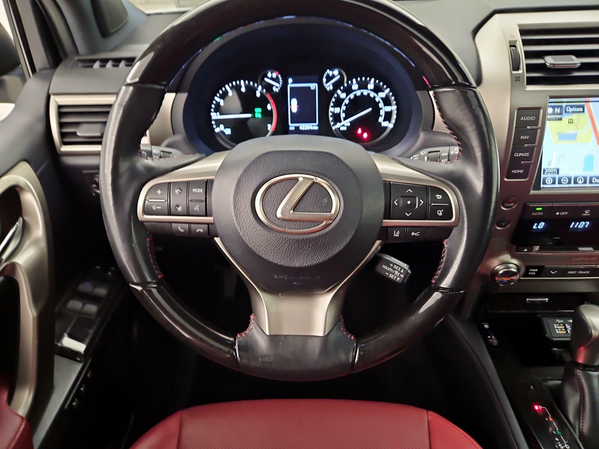 Thumbnail: 2020 Lexus GX - 10