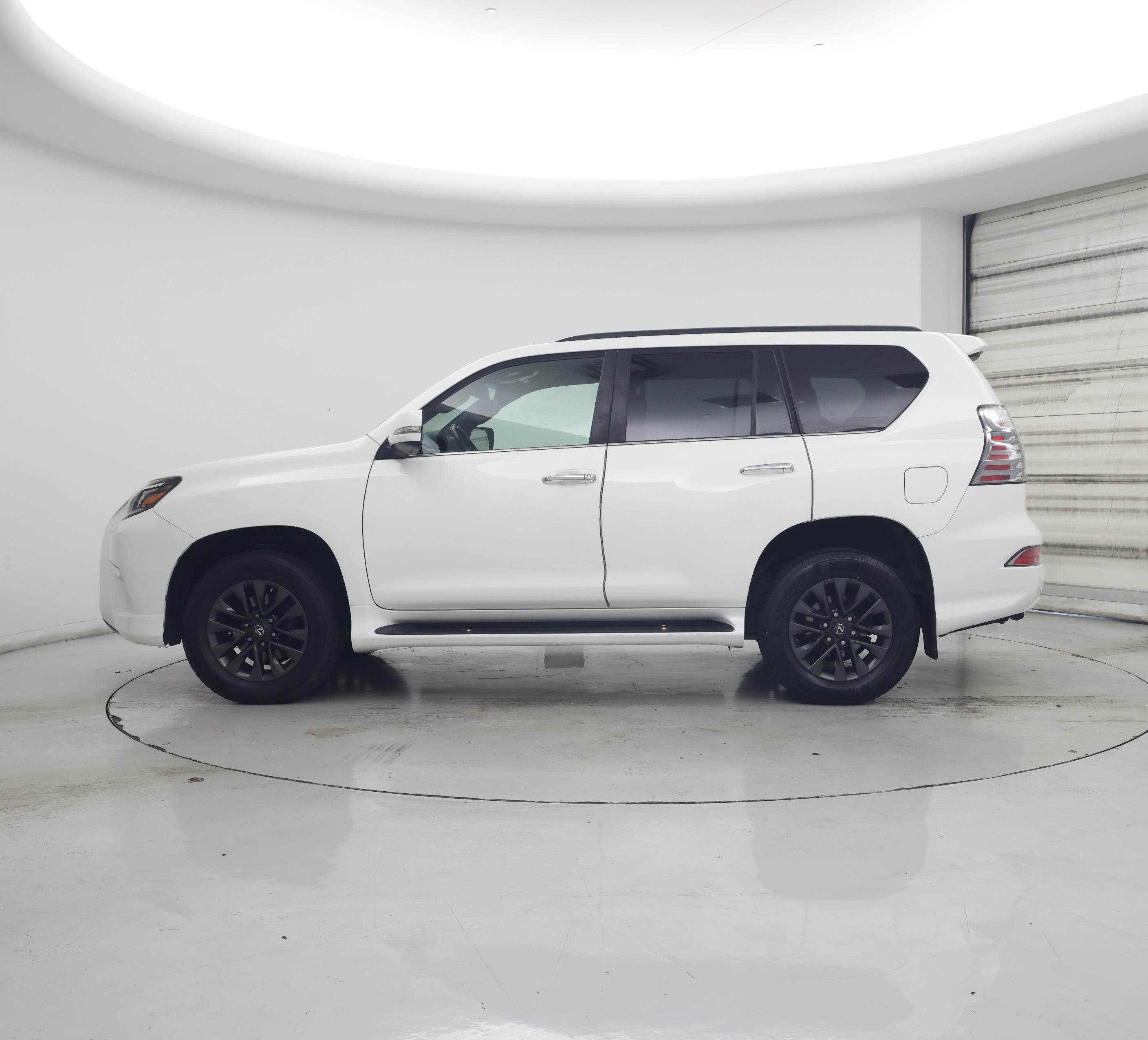 Thumbnail: 2020 Lexus GX - 3