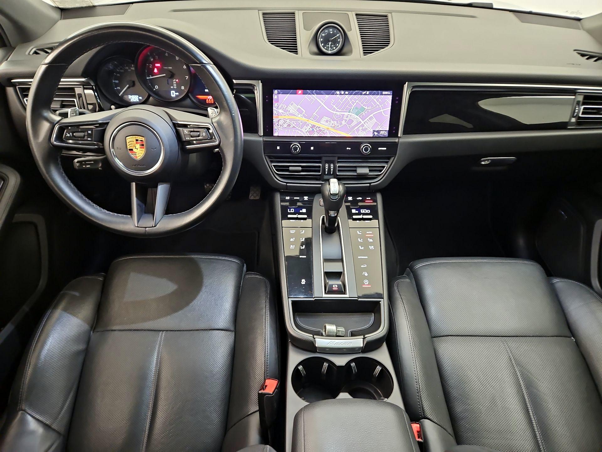 Thumbnail: 2022 Porsche Macan - 9