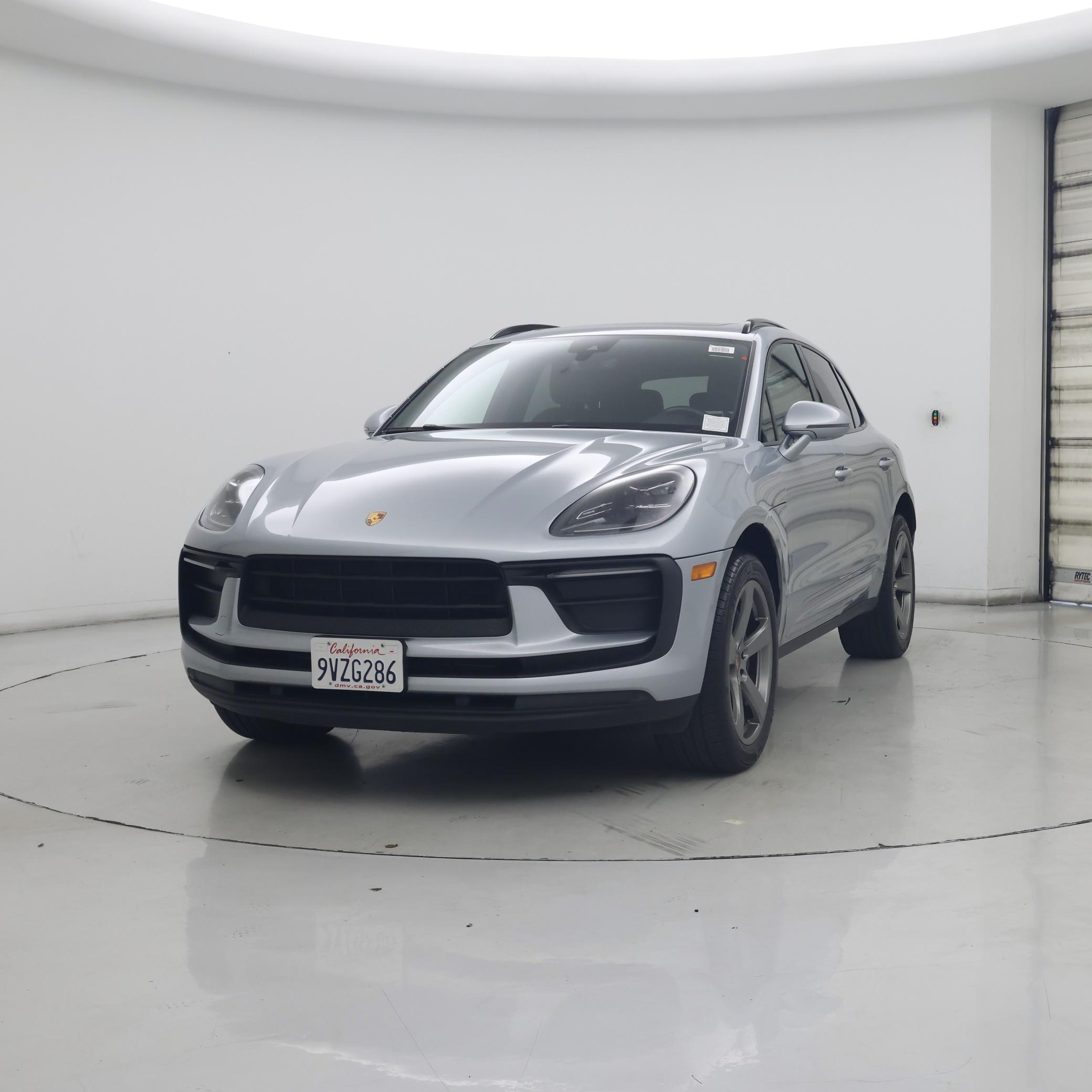 Thumbnail: 2022 Porsche Macan - 4