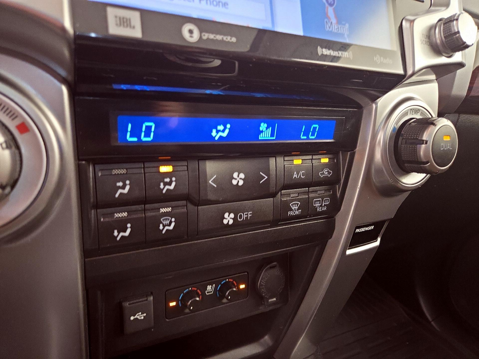 Thumbnail: 2021 Toyota 4Runner - 17