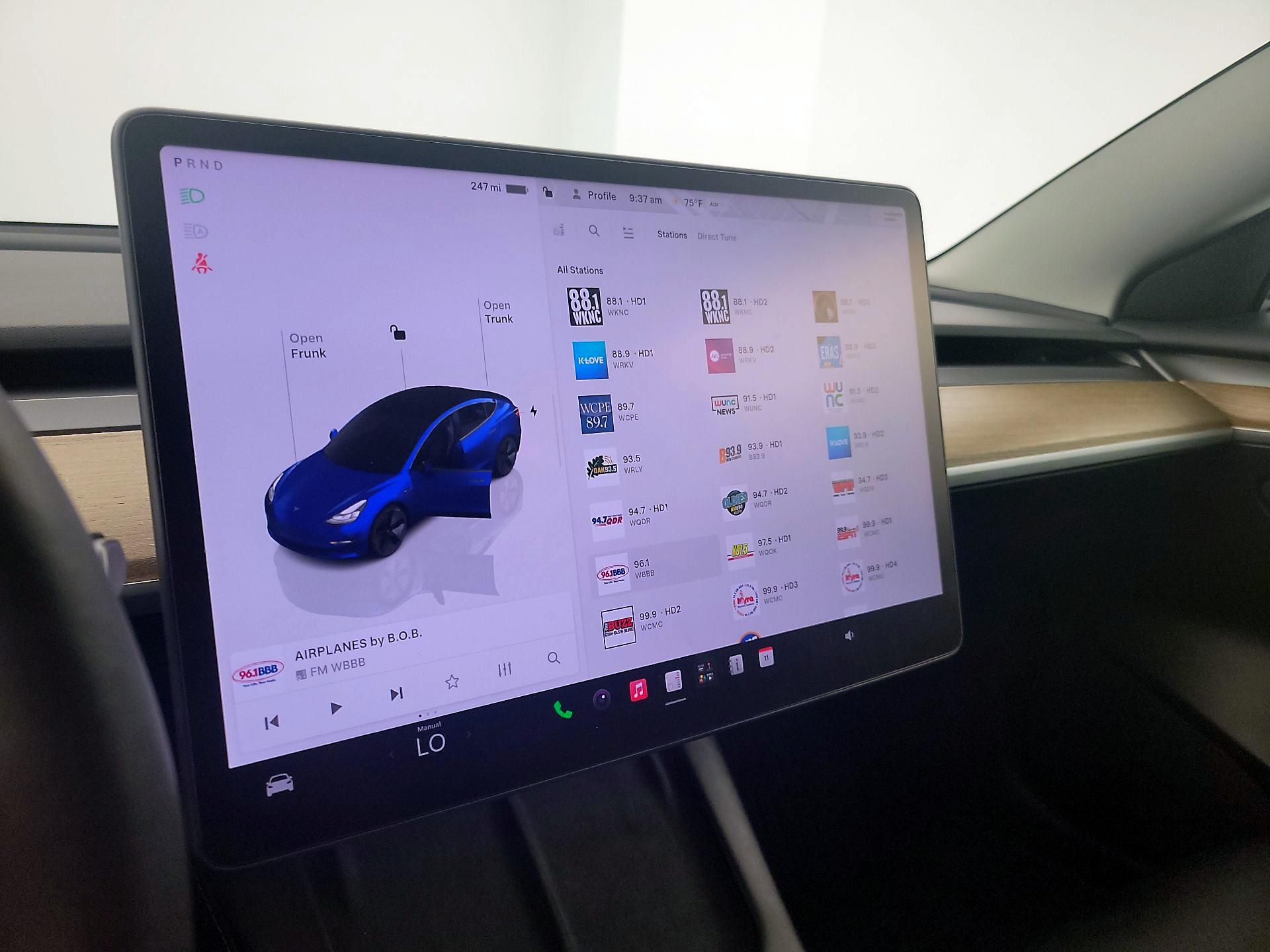Thumbnail: 2023 Tesla Model 3 - 15