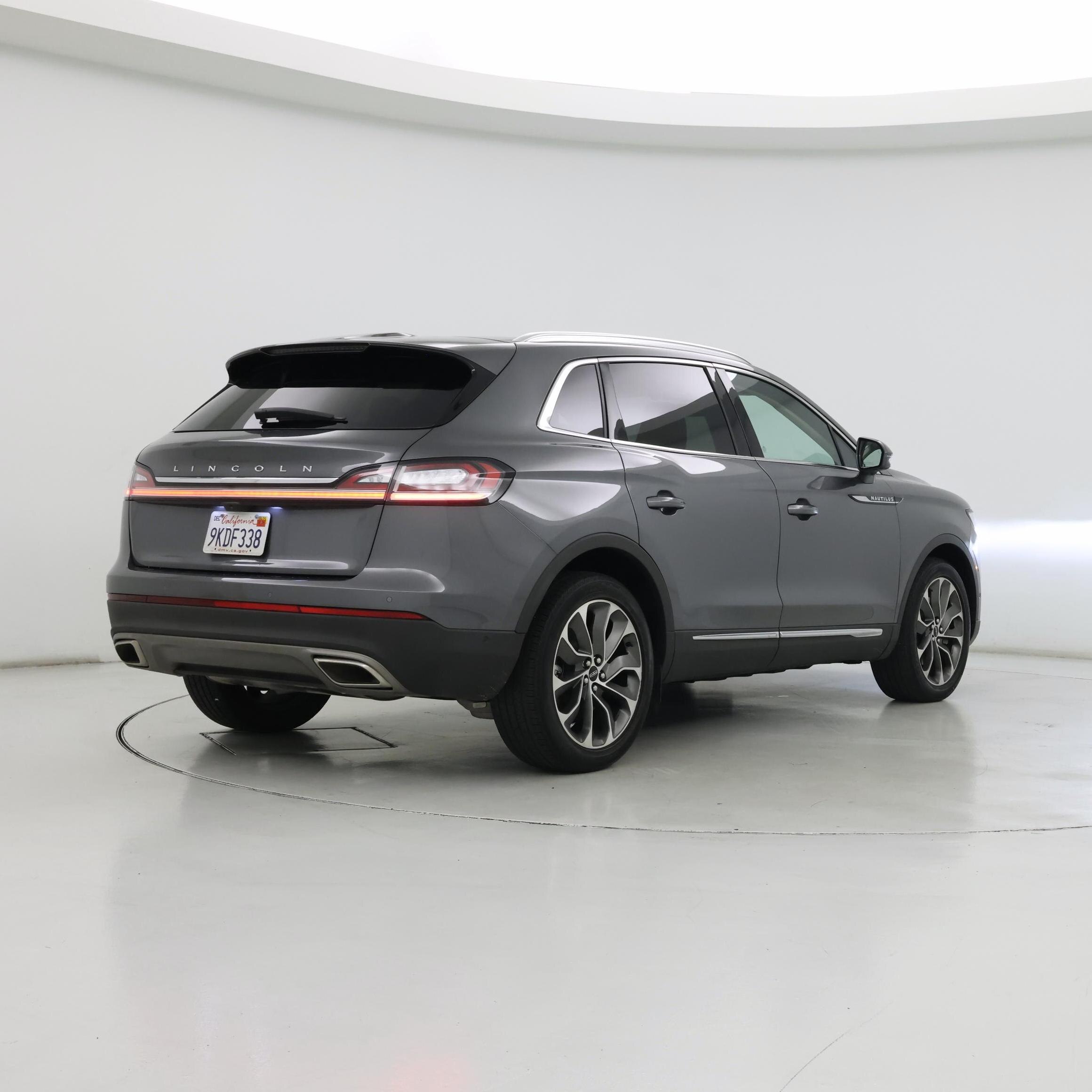 Thumbnail: 2023 Lincoln Nautilus - 8