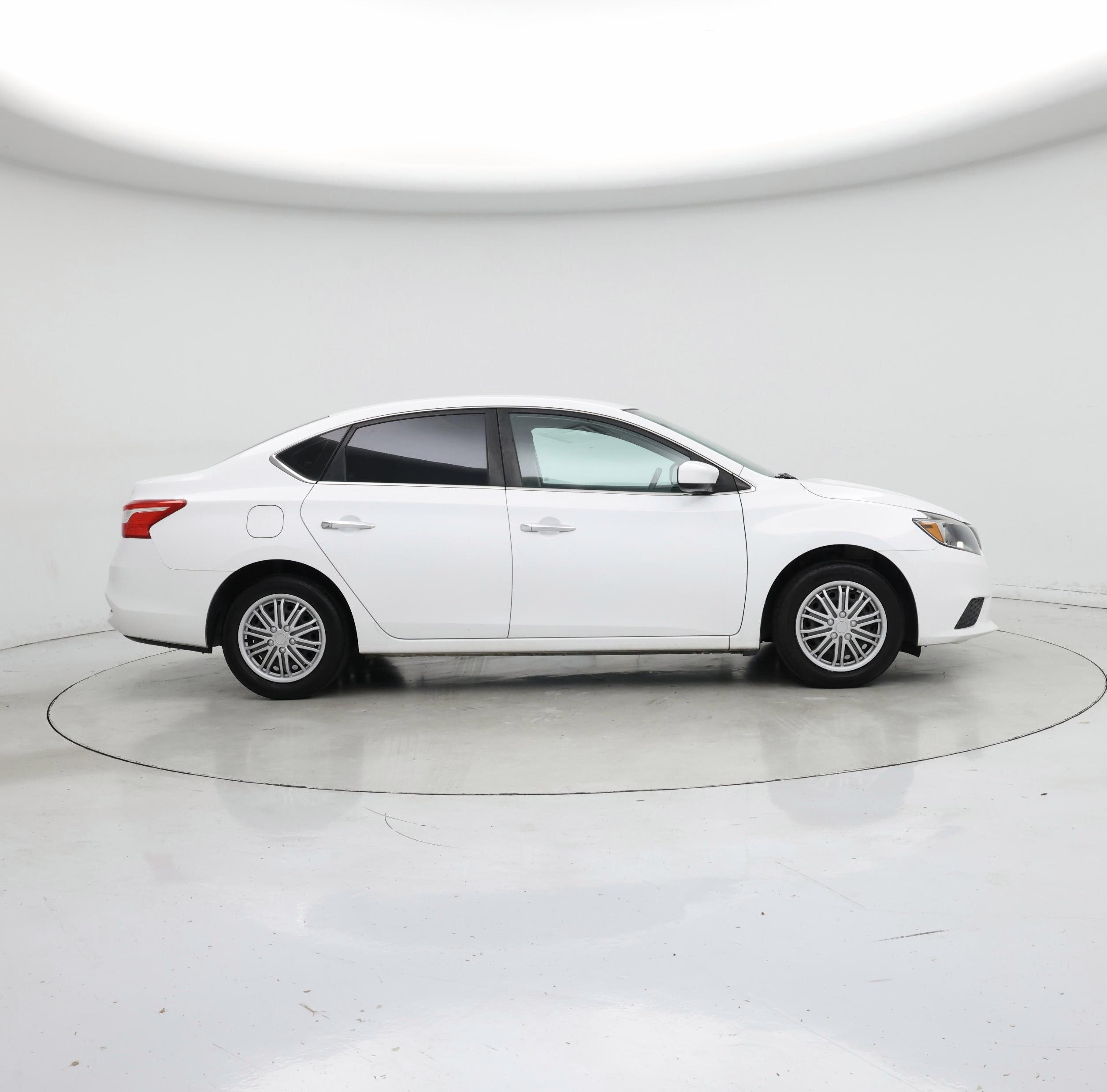 Thumbnail: 2019 Nissan Sentra - 7