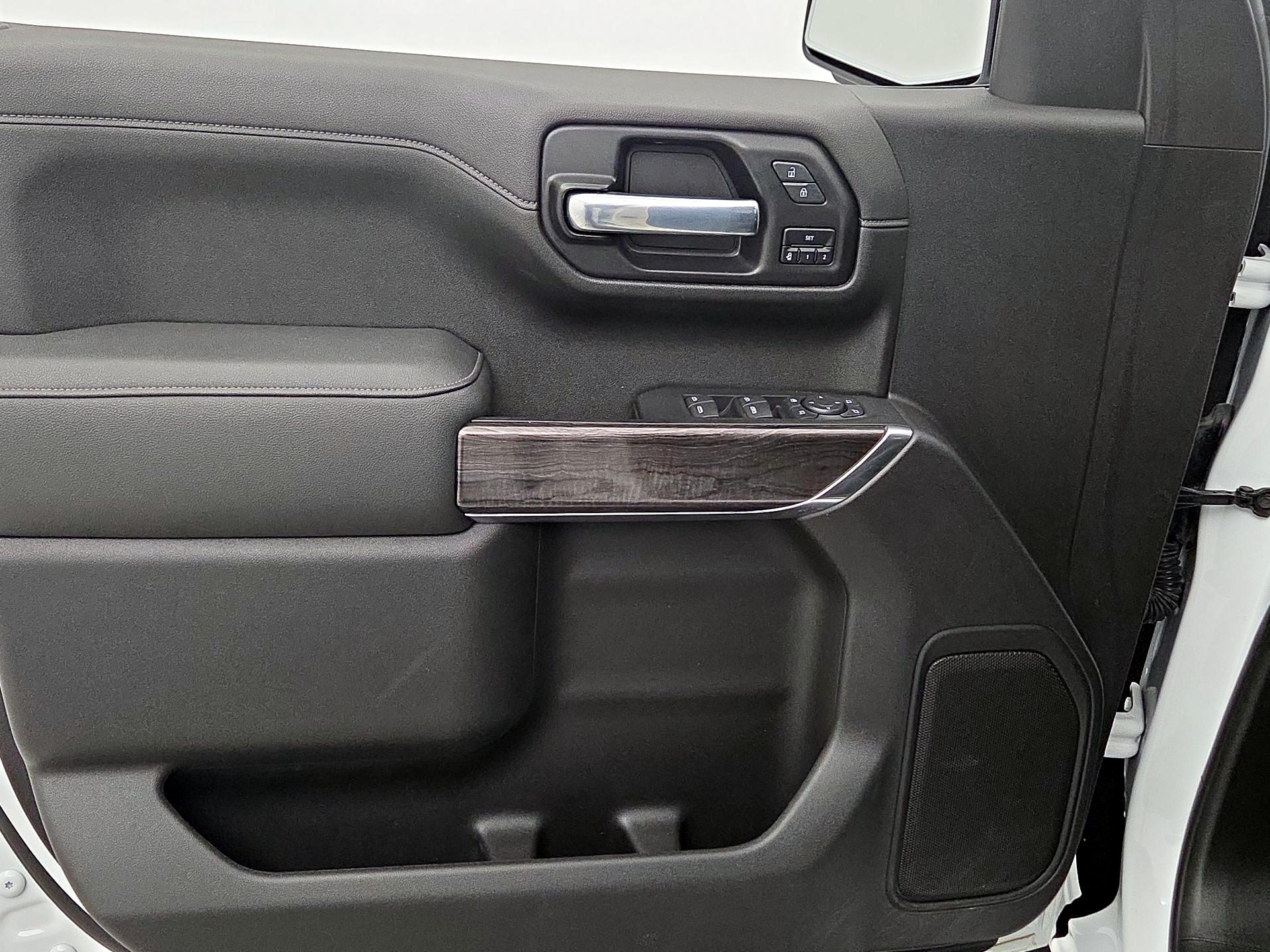Thumbnail: 2021 Chevrolet Silverado 1500 - 12