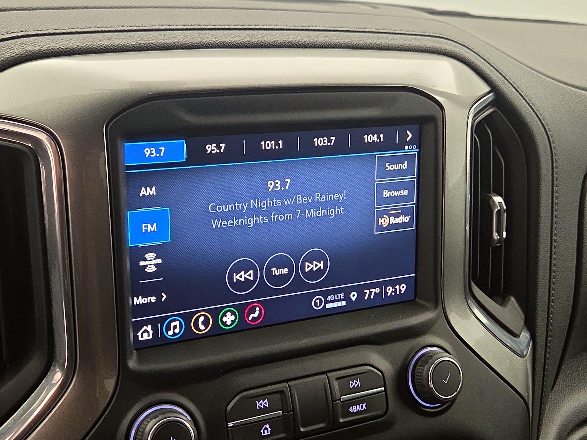 Thumbnail: 2021 Chevrolet Silverado 1500 - 15