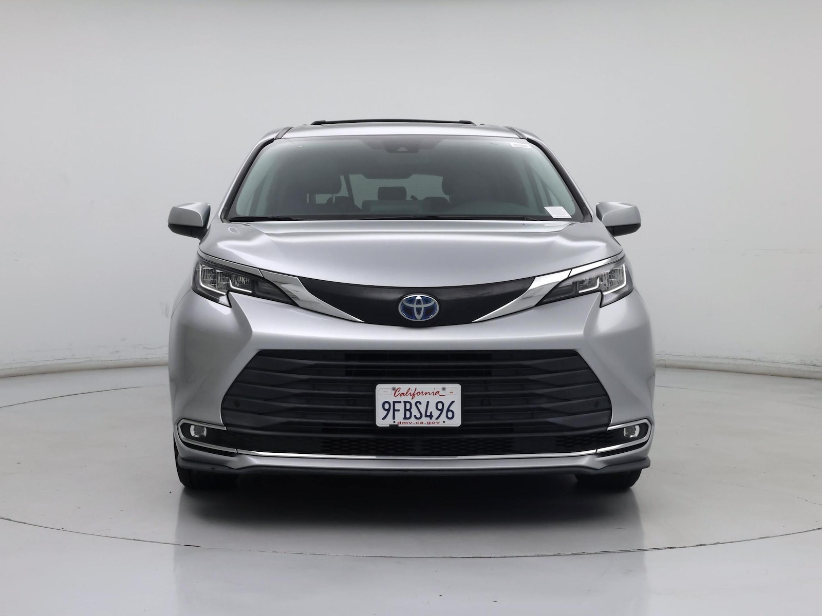 2023 Toyota Sienna XLE - Photo 6
