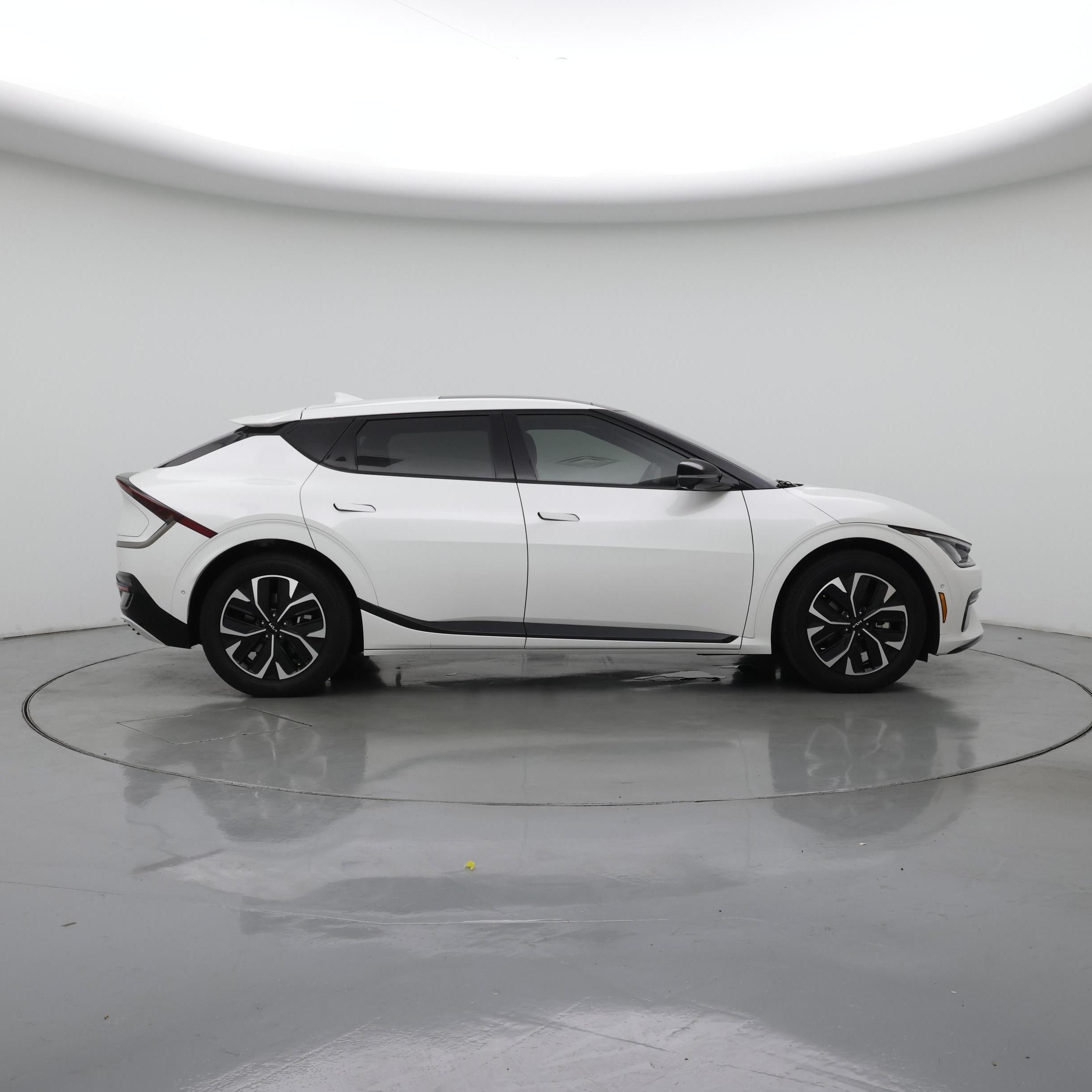 Thumbnail: 2024 Kia EV6 - 7