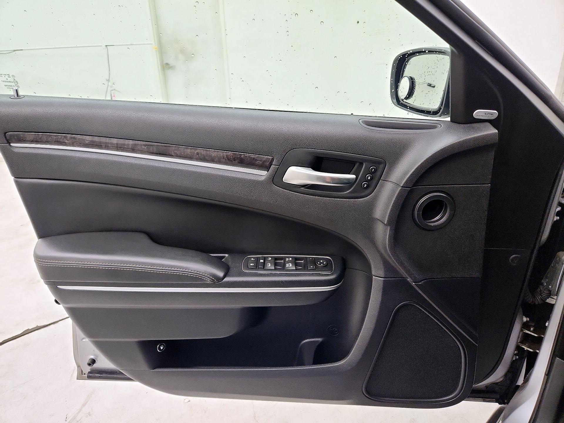 Thumbnail: 2015 Chrysler 300 - 12