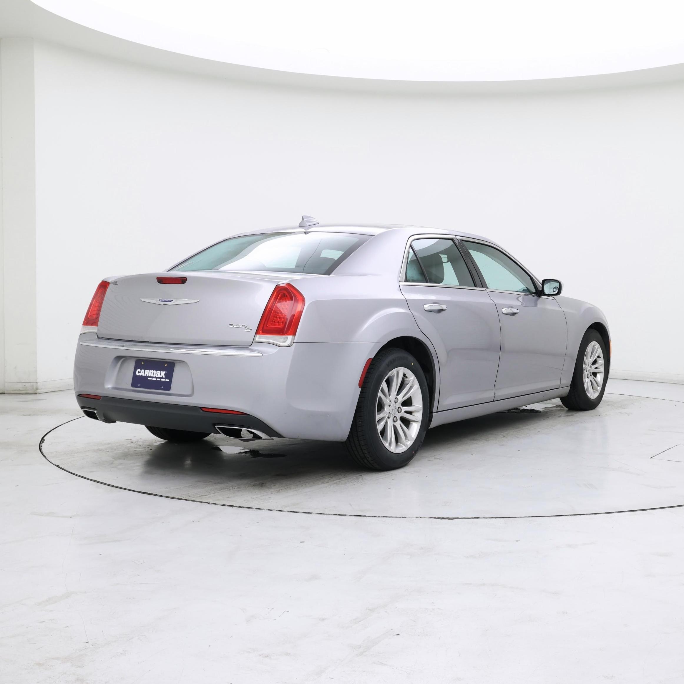 Thumbnail: 2015 Chrysler 300 - 8