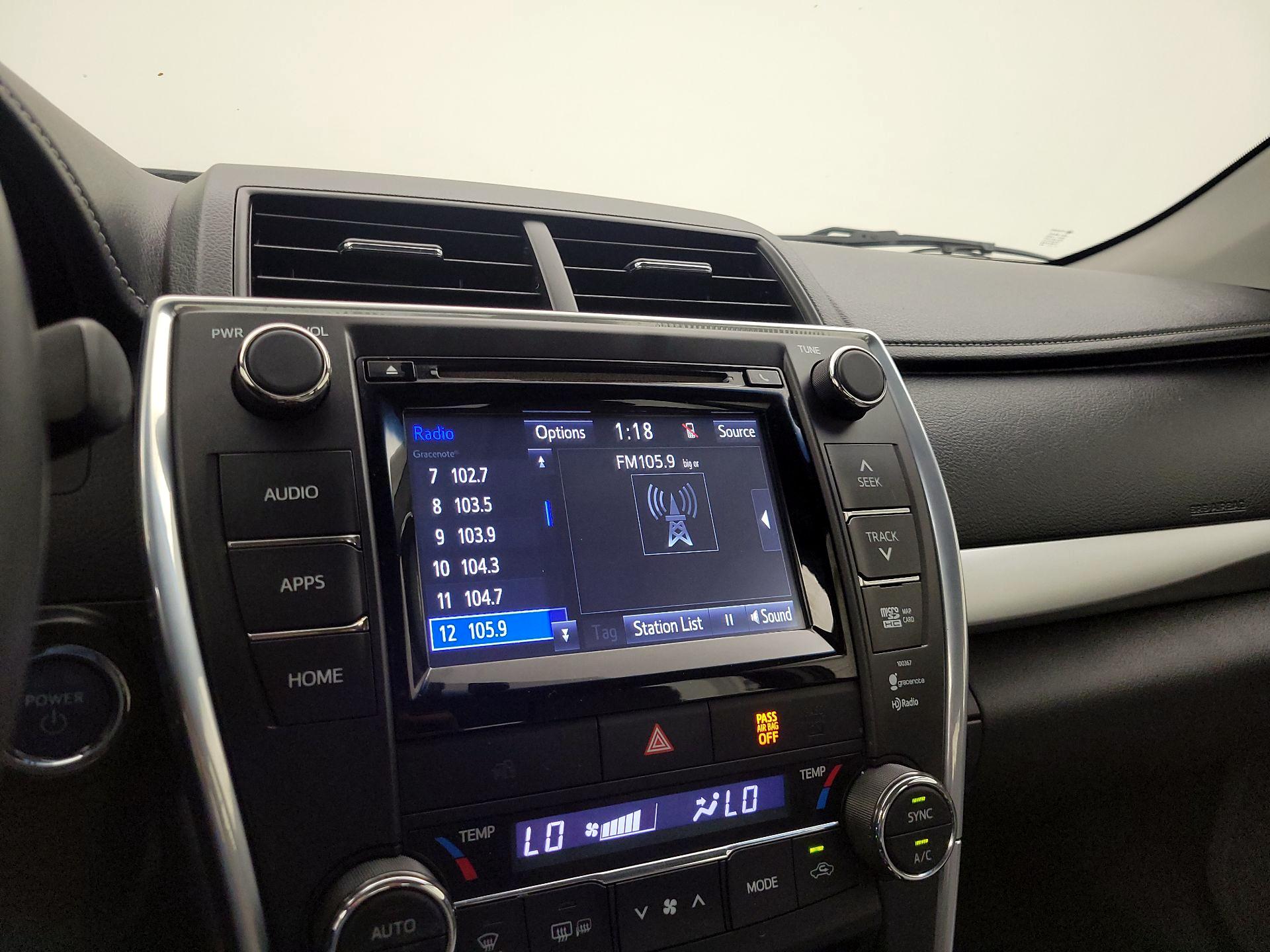 Thumbnail: 2015 Toyota Camry - 15