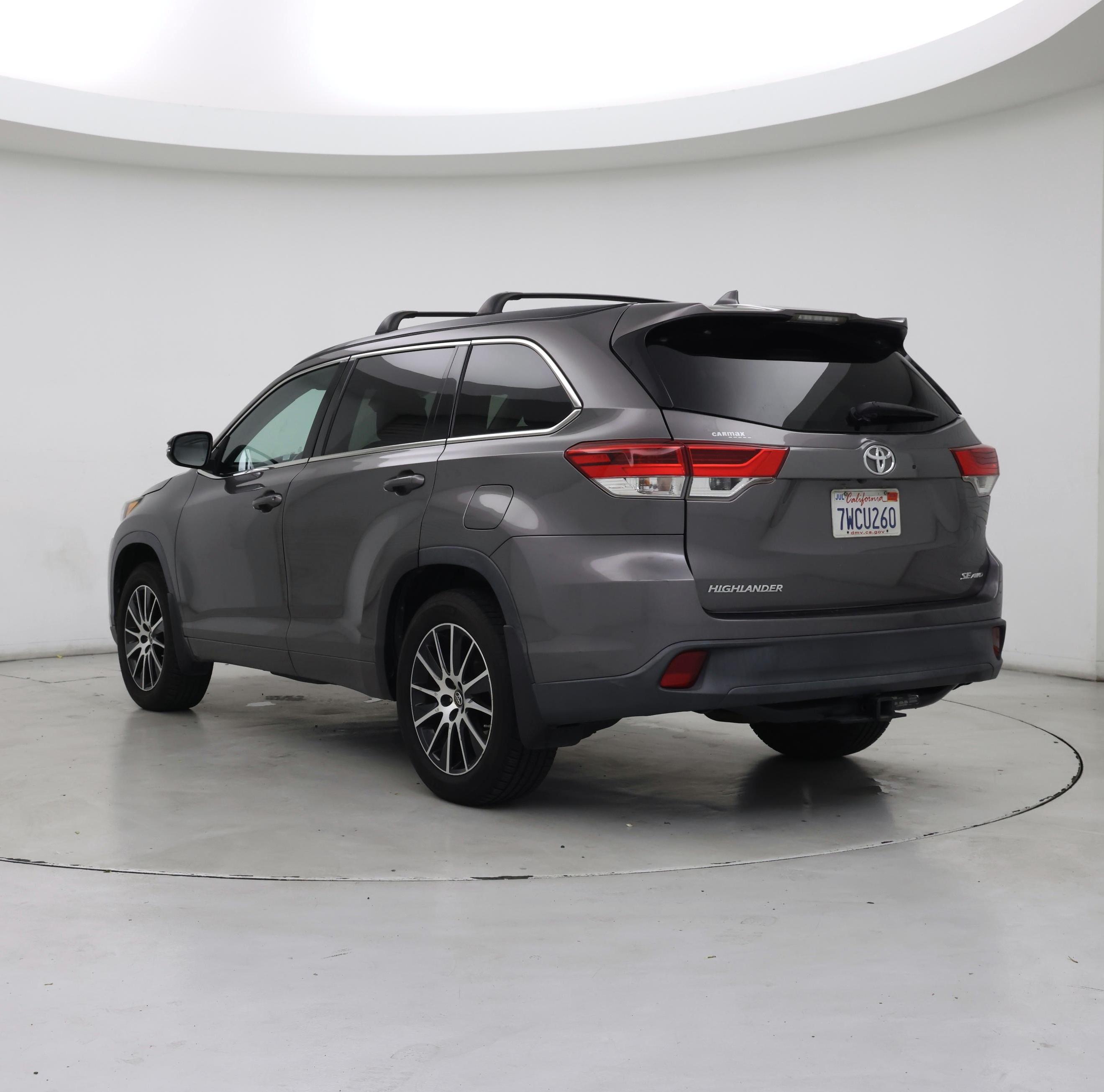 Thumbnail: 2017 Toyota Highlander - 2