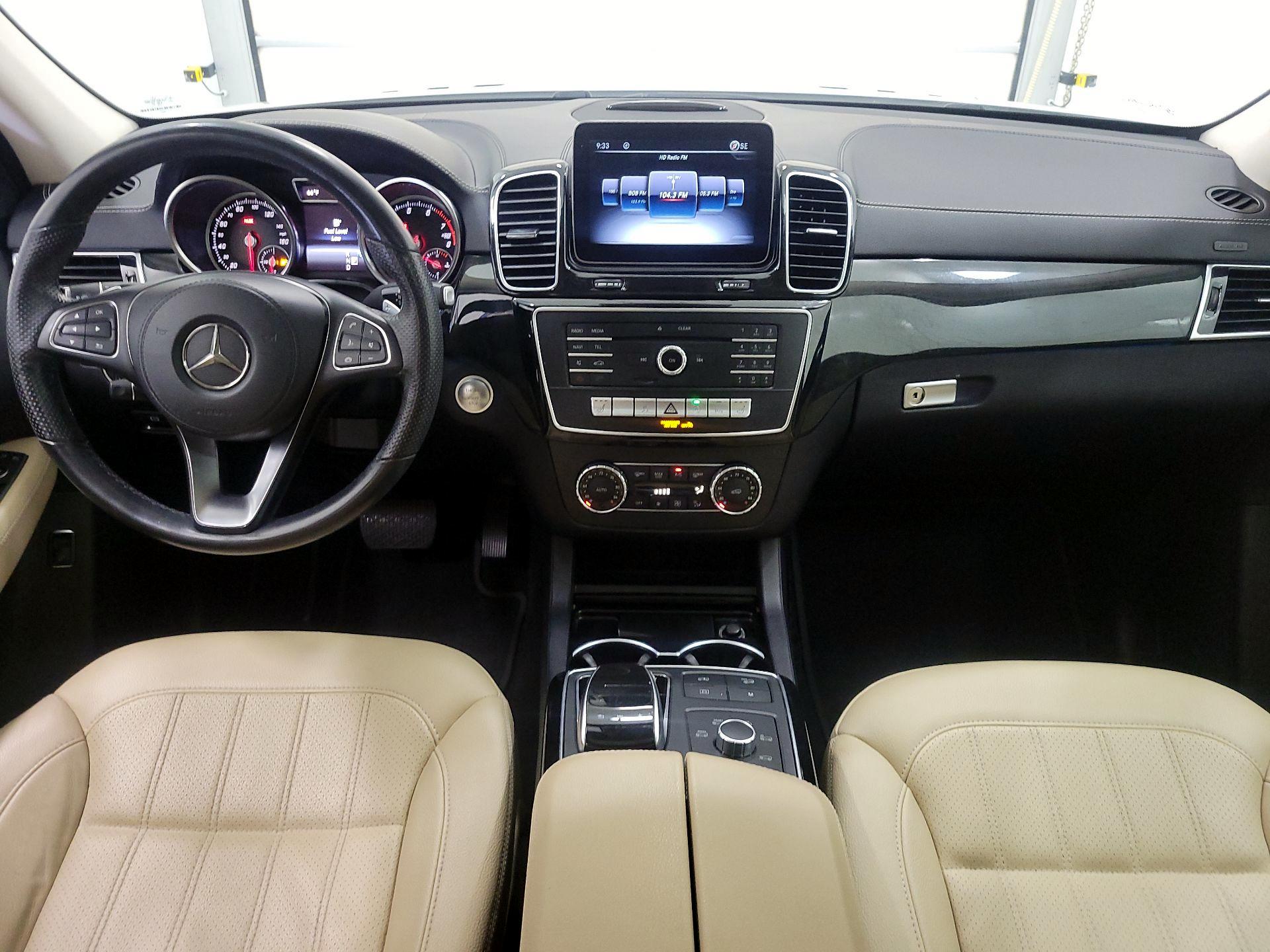 Thumbnail: 2019 Mercedes-Benz GLS - 9