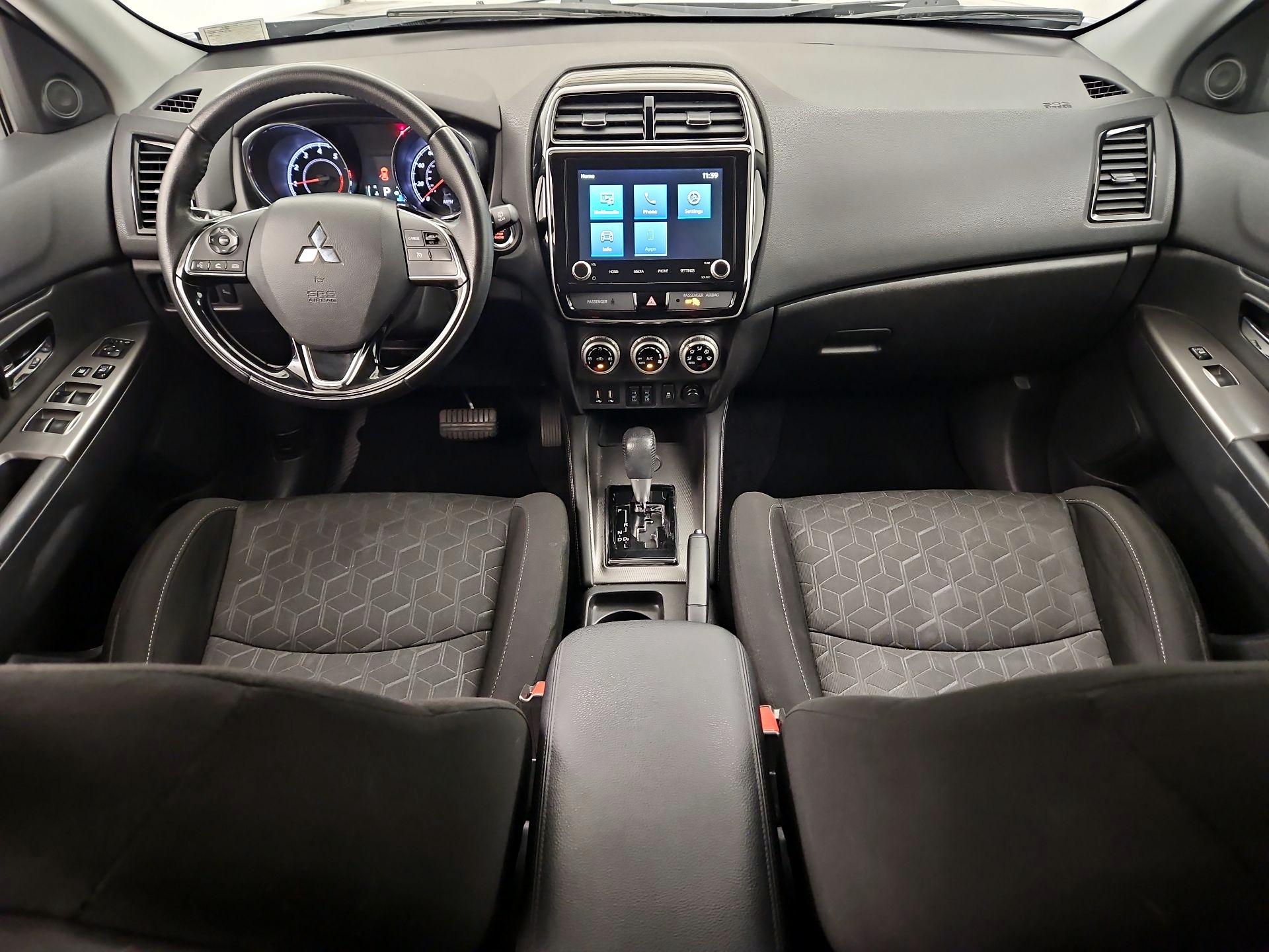 Thumbnail: 2020 Mitsubishi Outlander Sport - 9