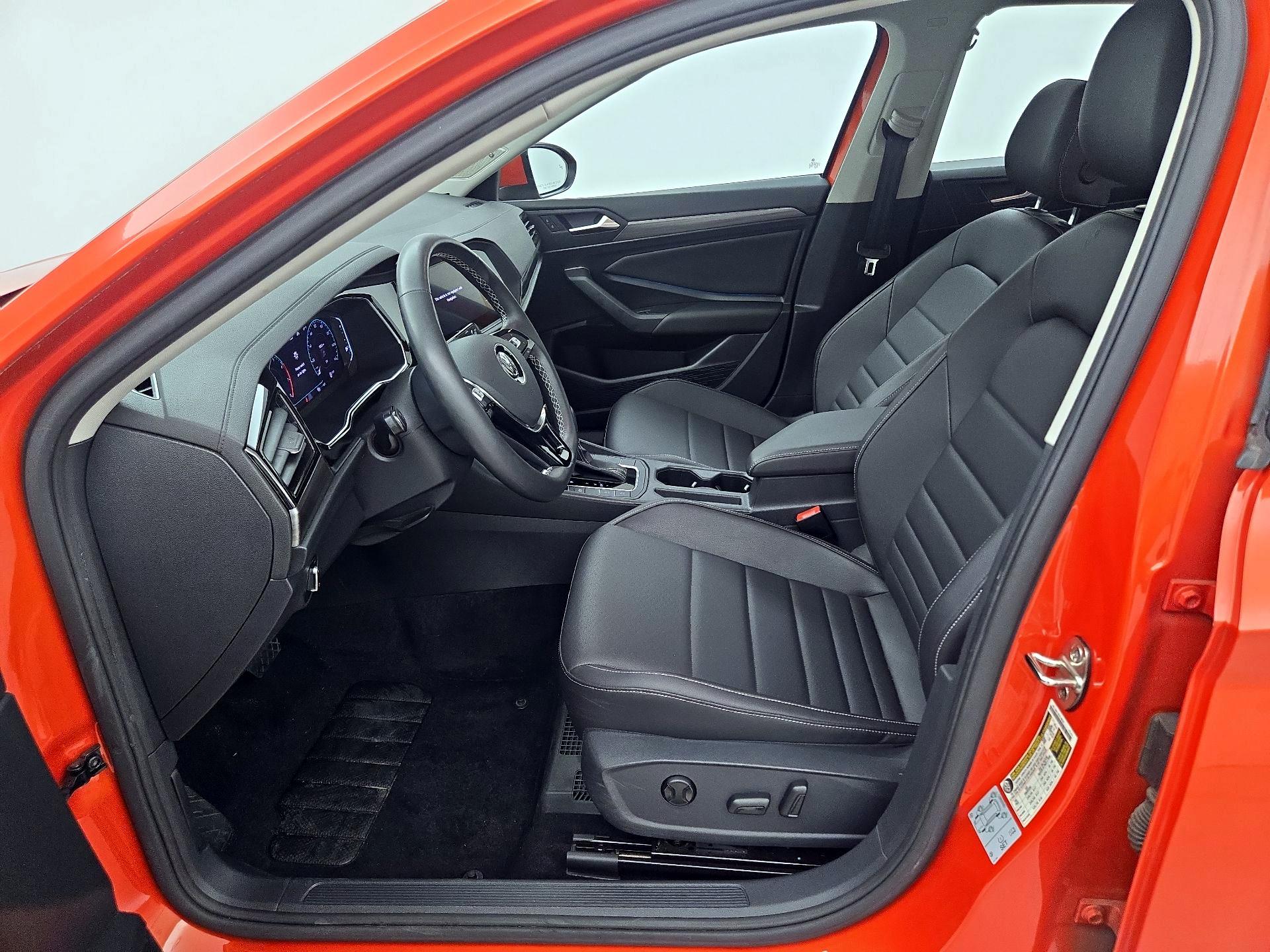 Thumbnail: 2021 Volkswagen Jetta - 11