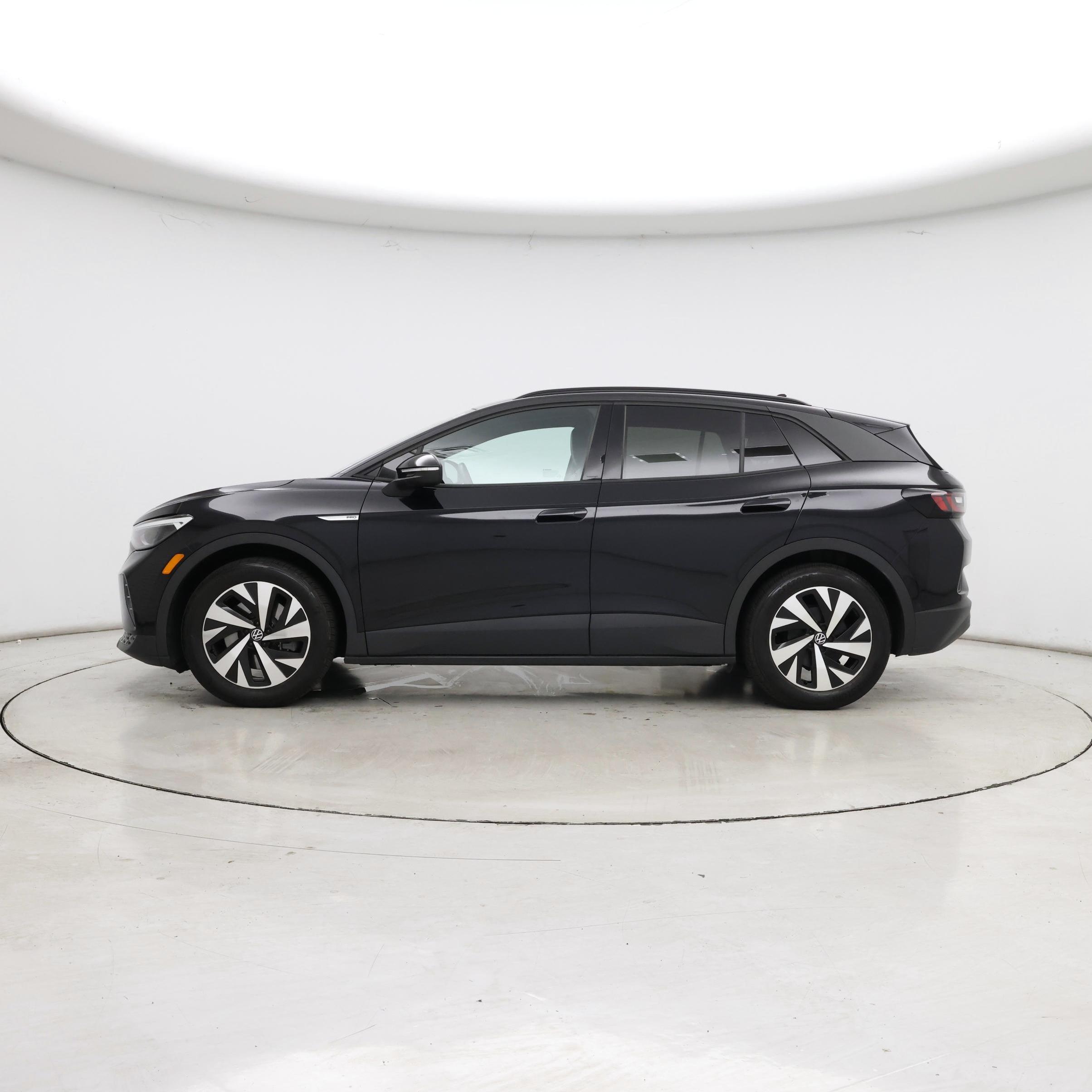 Thumbnail: 2023 Volkswagen ID.4 - 3