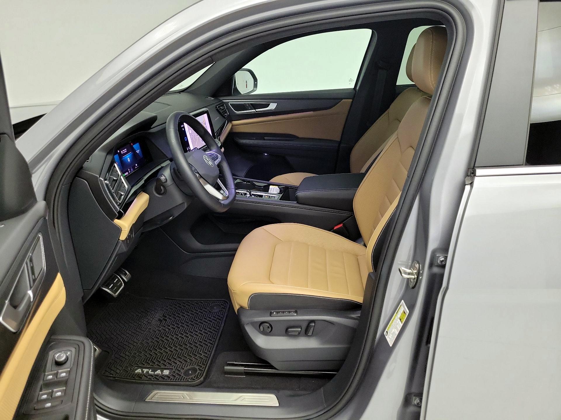 Thumbnail: 2024 Volkswagen Atlas - 11