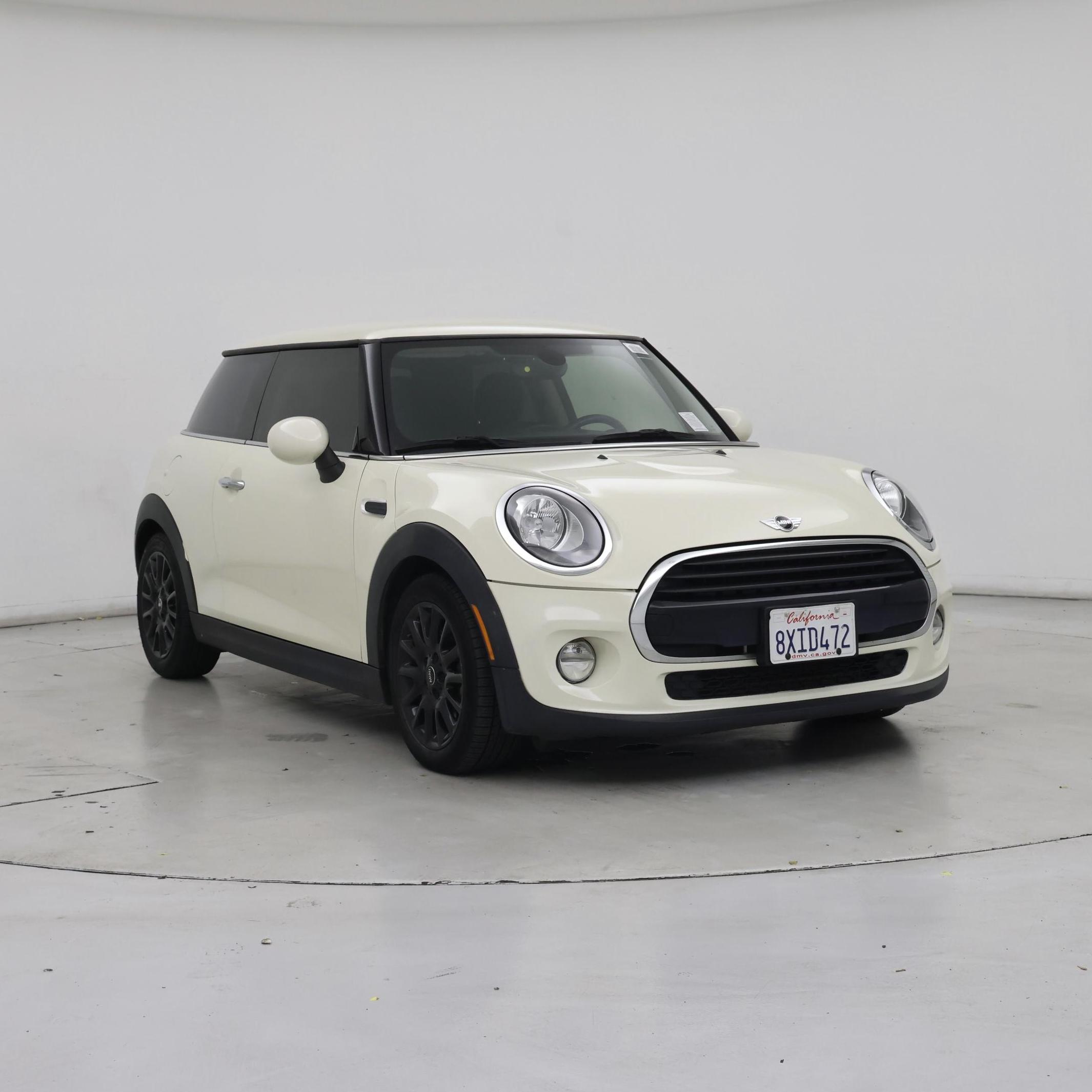 White 2018 MINI Cooper Hatchback  Automatic