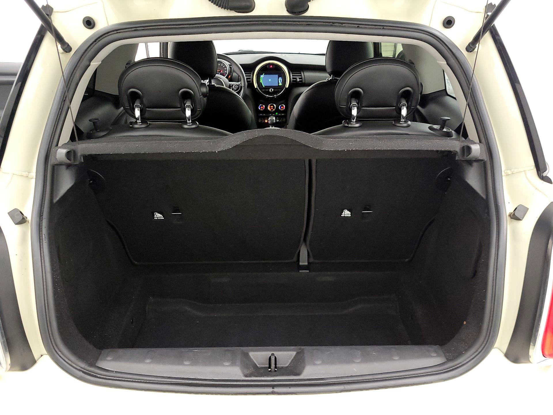 Thumbnail: 2018 MINI Cooper Hardtop - 19