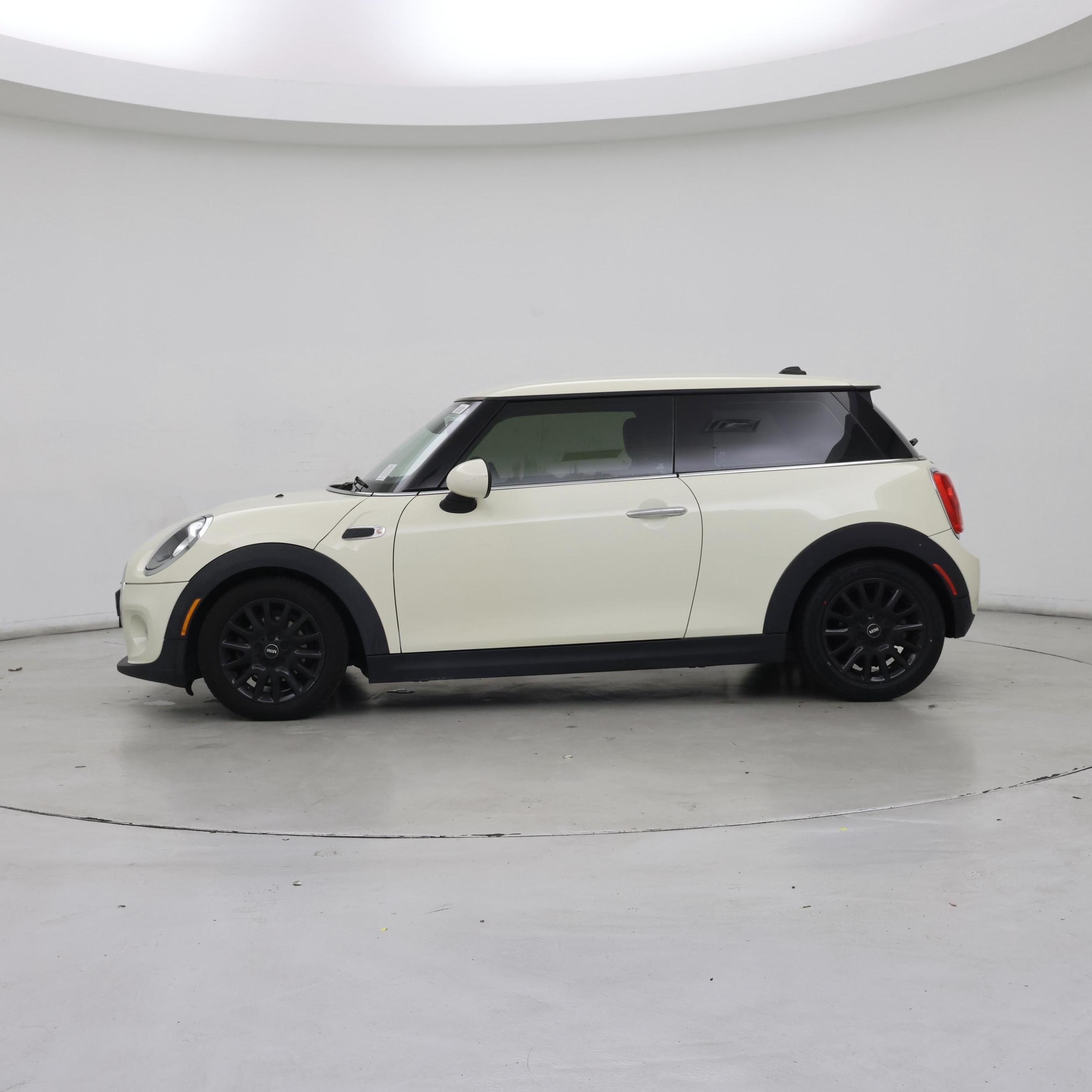 Thumbnail: 2018 MINI Cooper Hardtop - 3