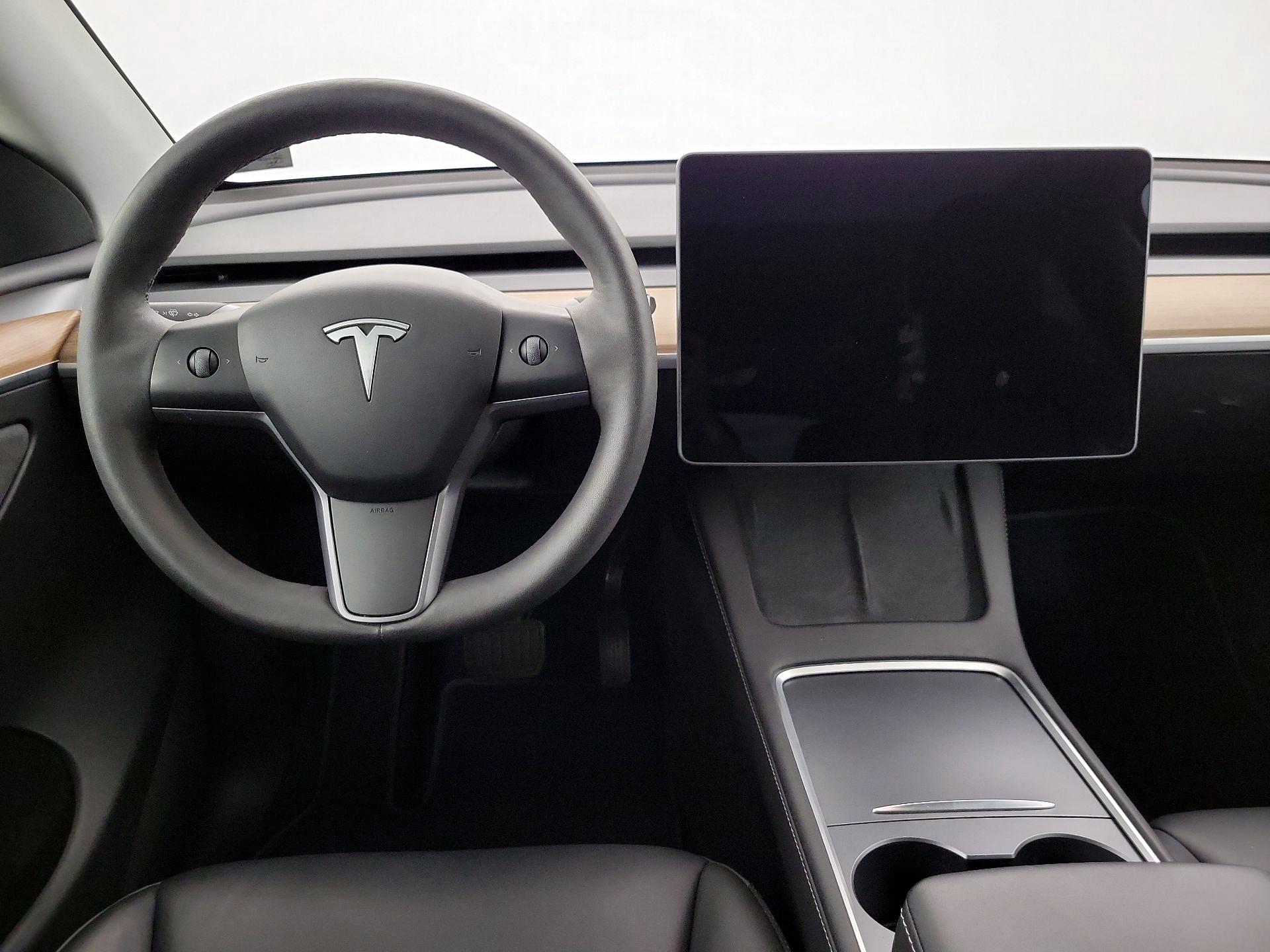 Thumbnail: 2023 Tesla Model Y - 9