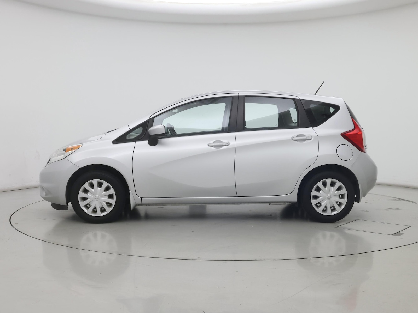 2016 Nissan Versa Note SV - Photo 4
