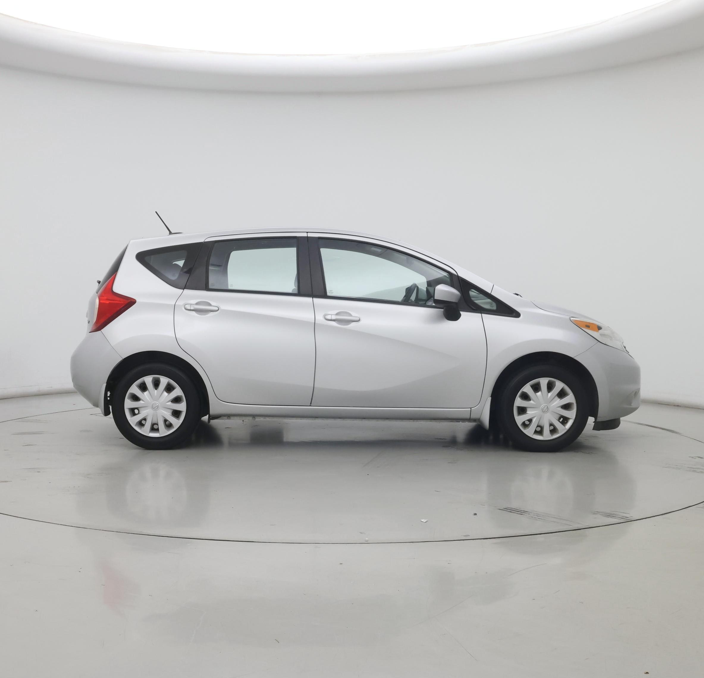 Thumbnail: 2016 Nissan Versa Note - 7