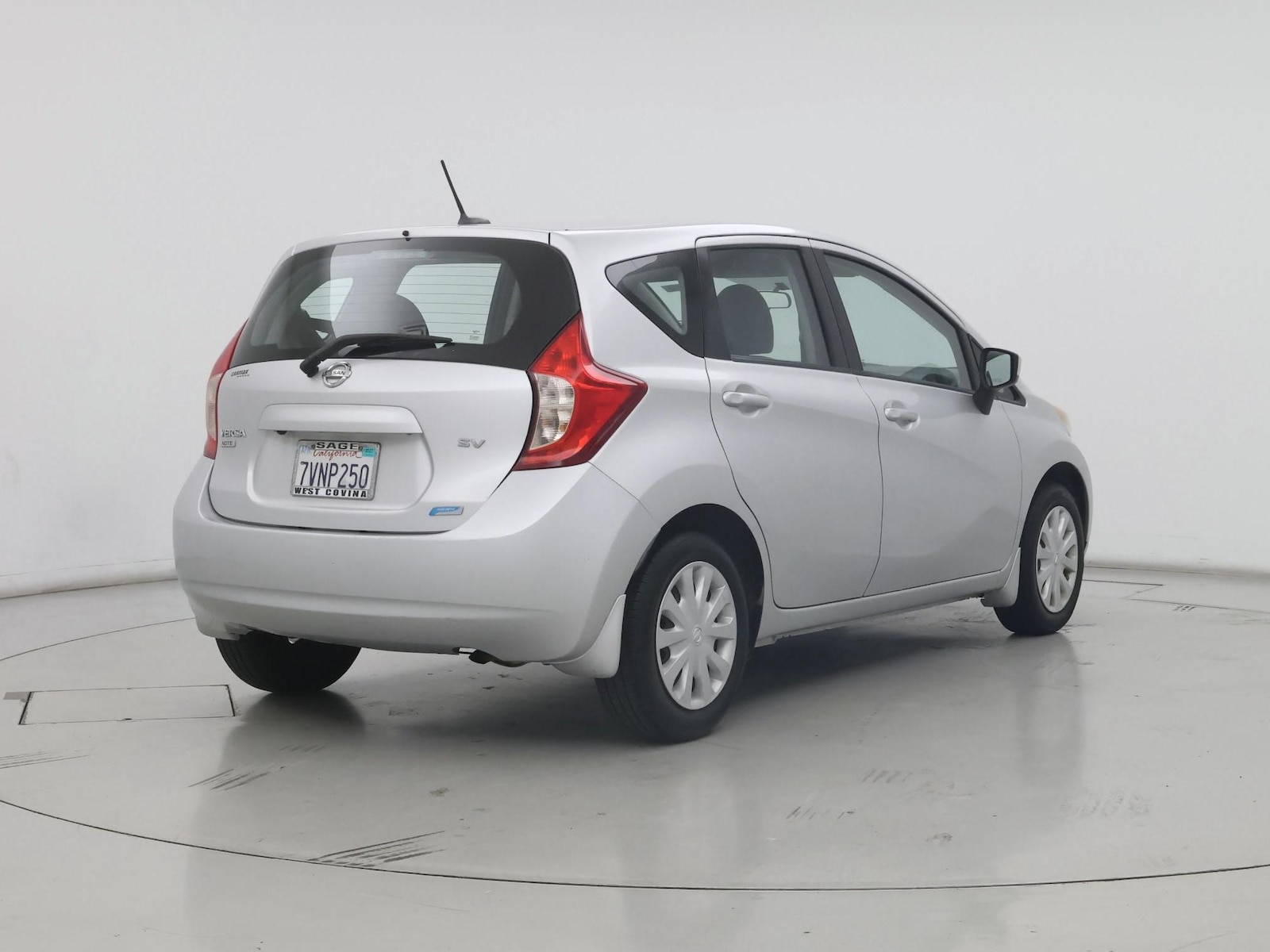 2016 Nissan Versa Note SV - Photo 9