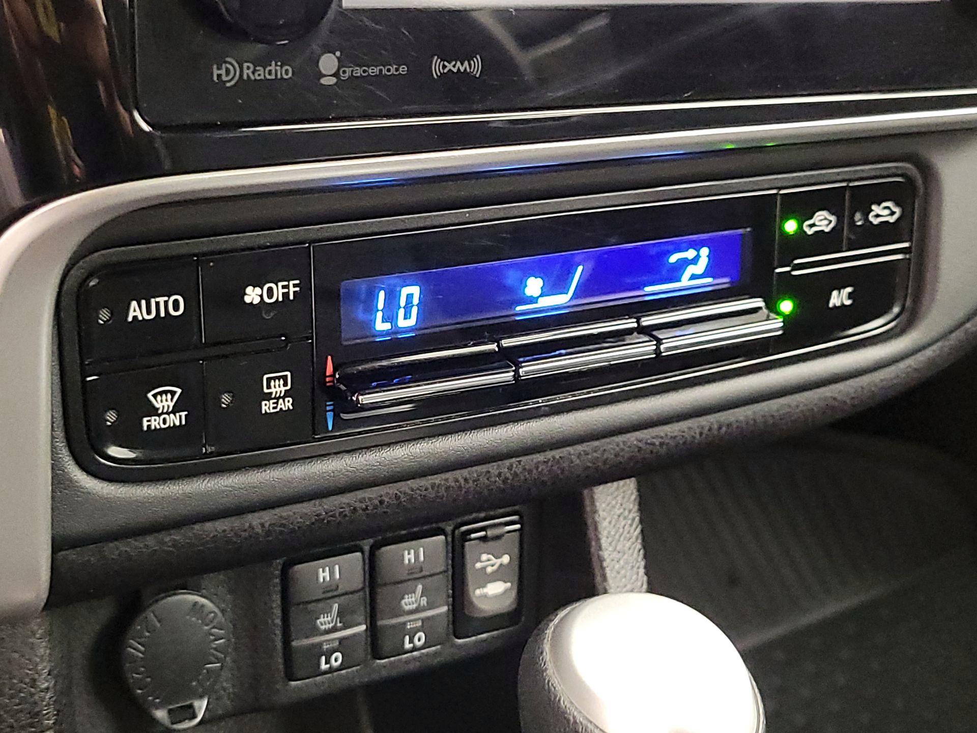Thumbnail: 2019 Toyota Corolla - 16
