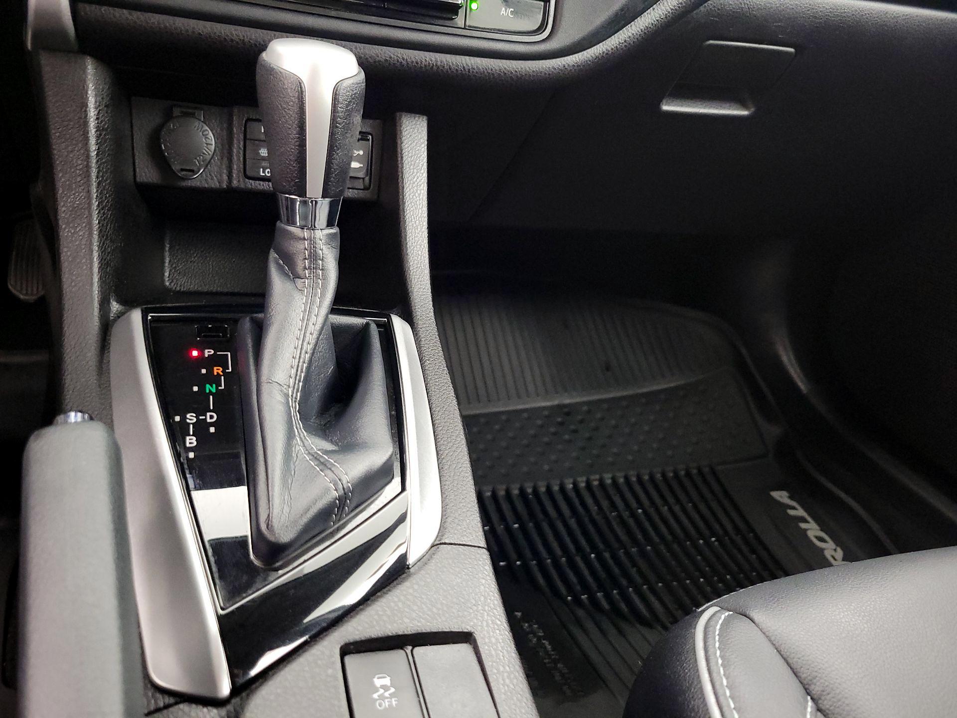 Thumbnail: 2019 Toyota Corolla - 17