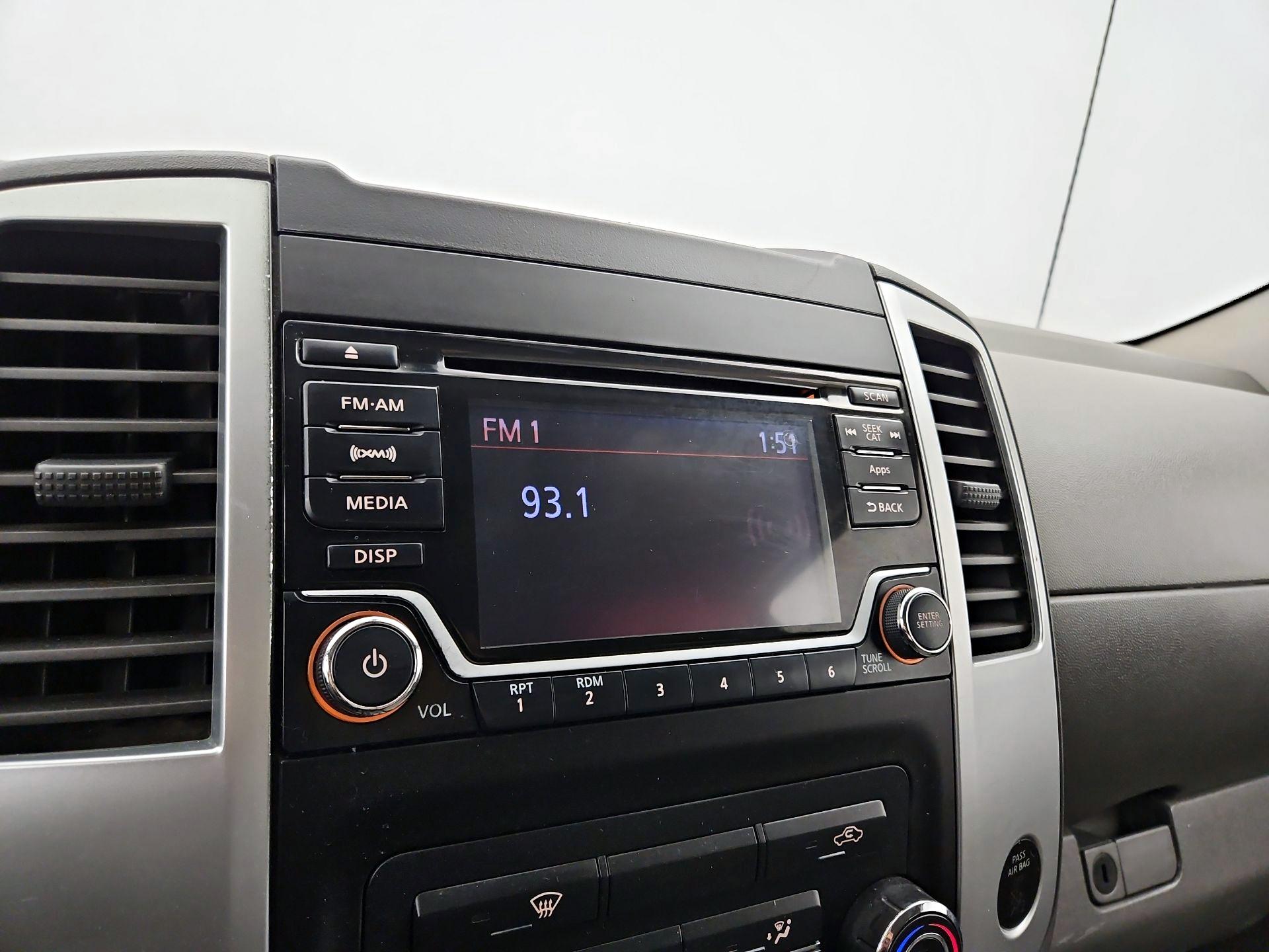 Thumbnail: 2016 Nissan Frontier - 14
